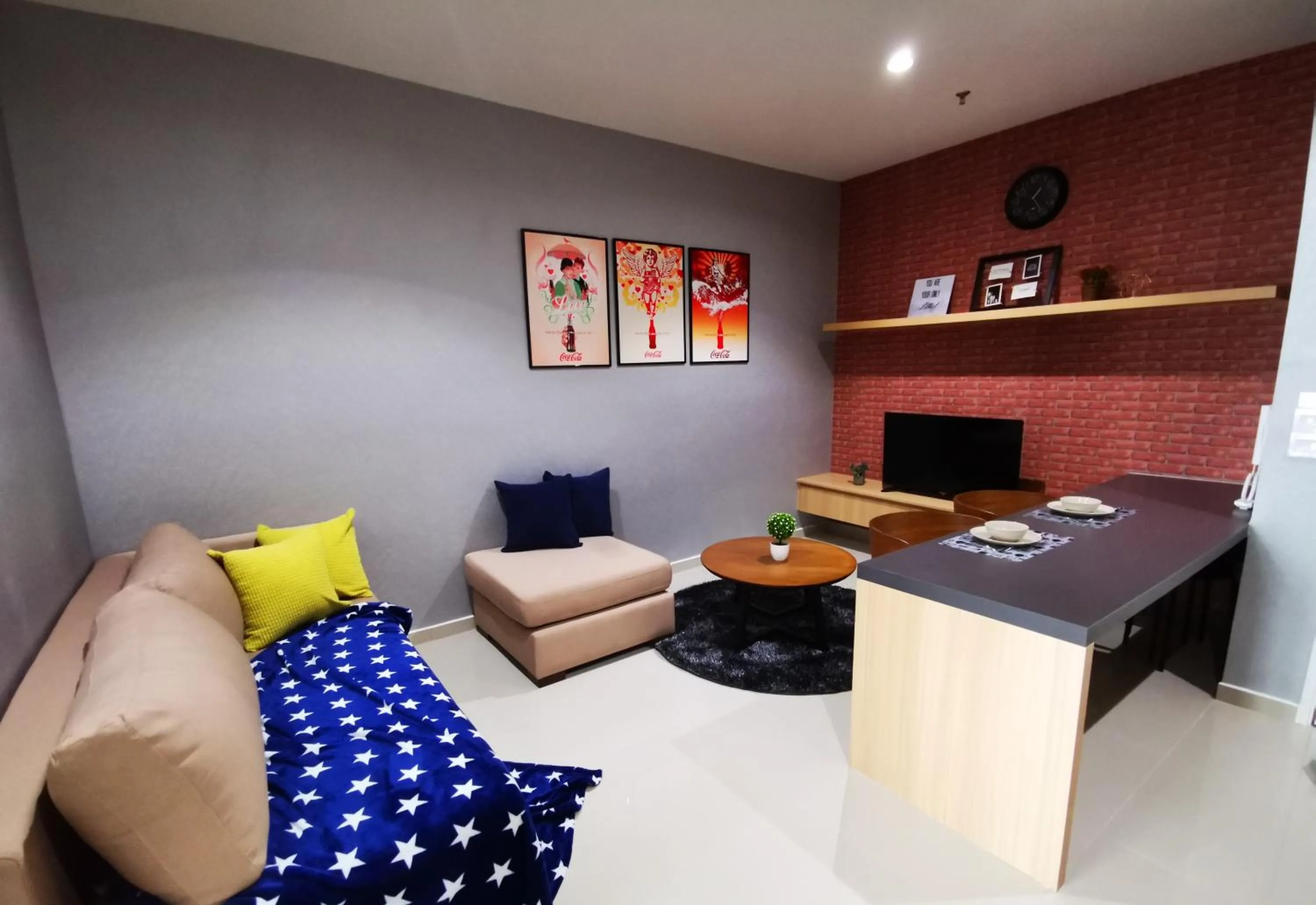 TV and multimedia in Host Assist Homestay by HA i-City