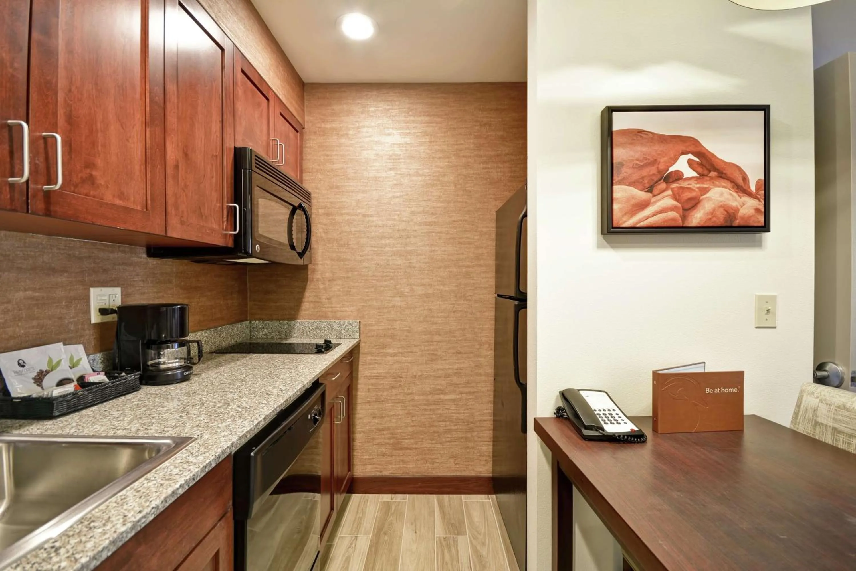 Kitchen or kitchenette in Homewood Suites by Hilton Palm Desert