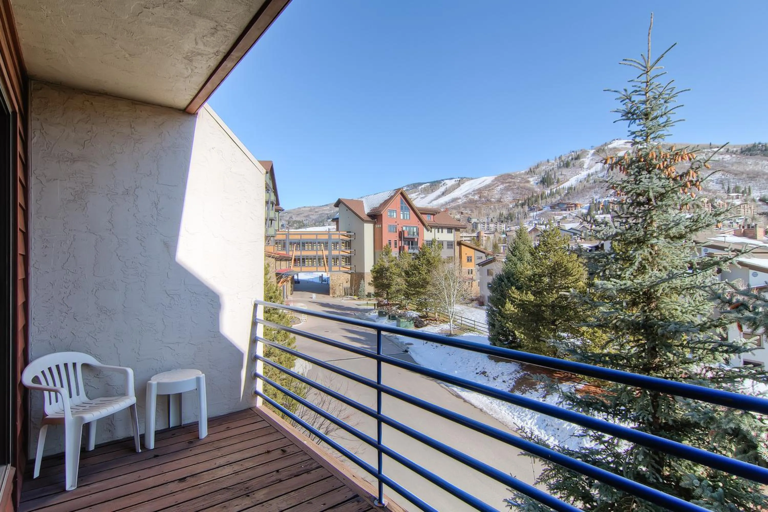 Balcony/Terrace in Snow Flower Condos