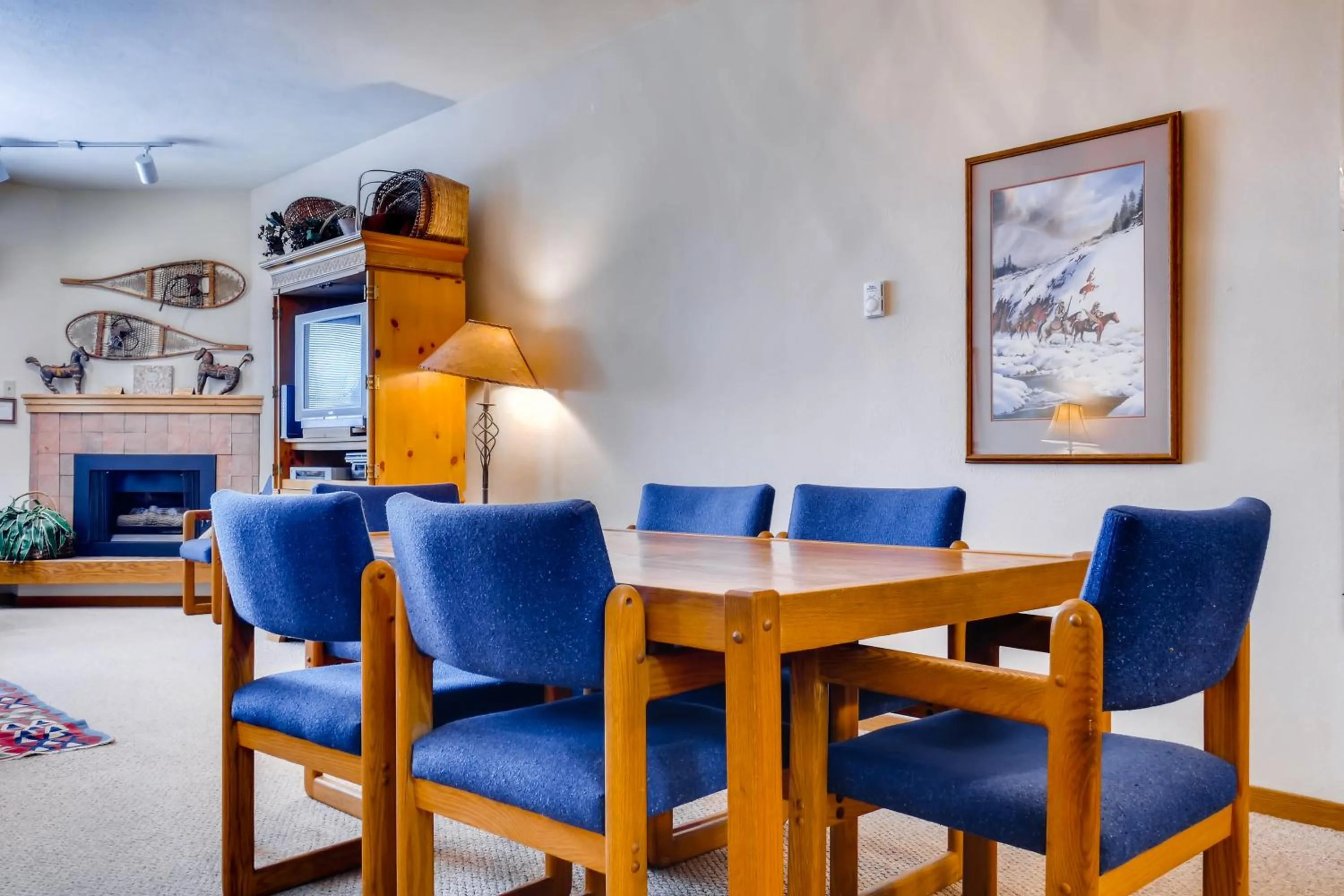 Dining area in Snow Flower Condos
