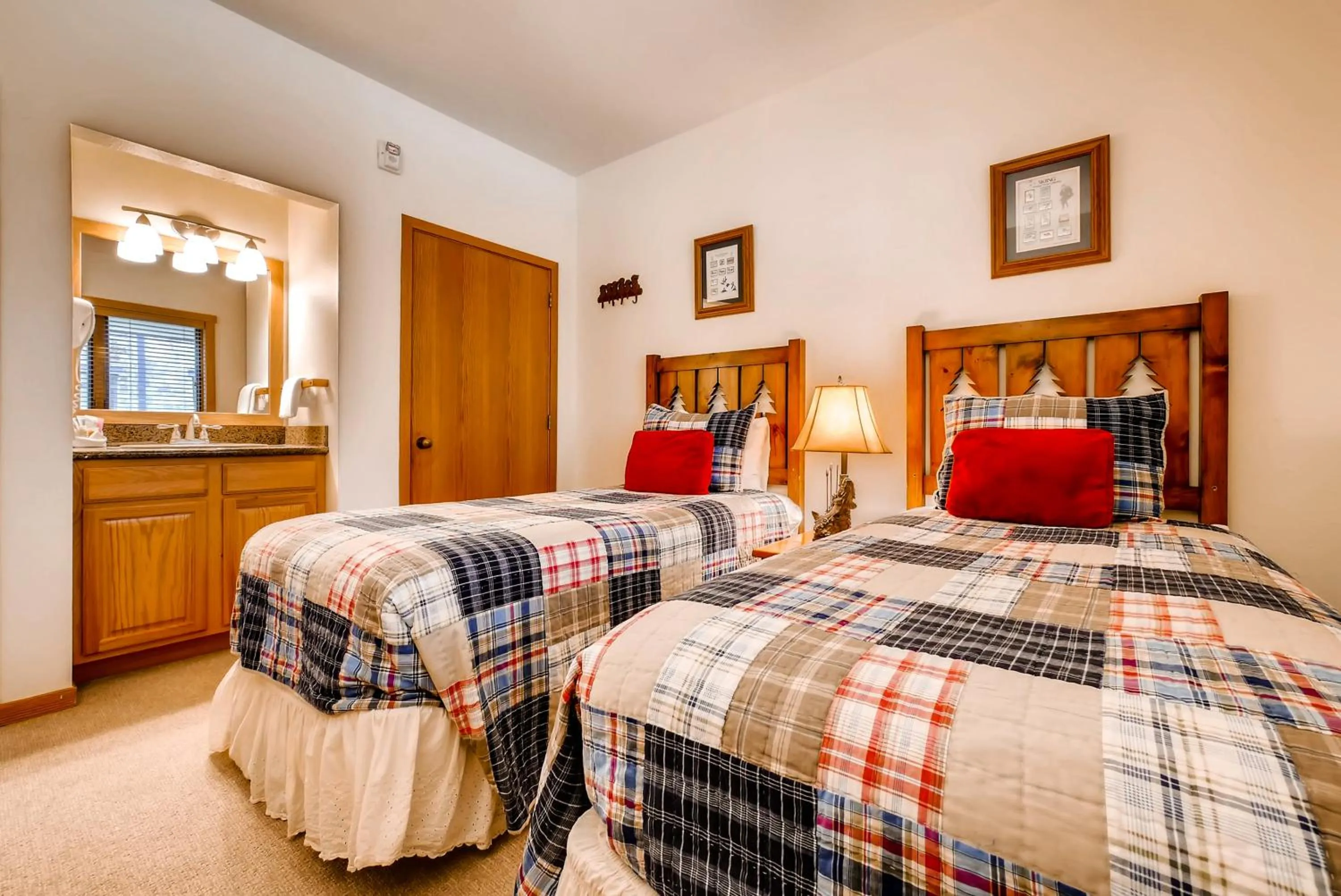 Bathroom, Bed in Snow Flower Condos