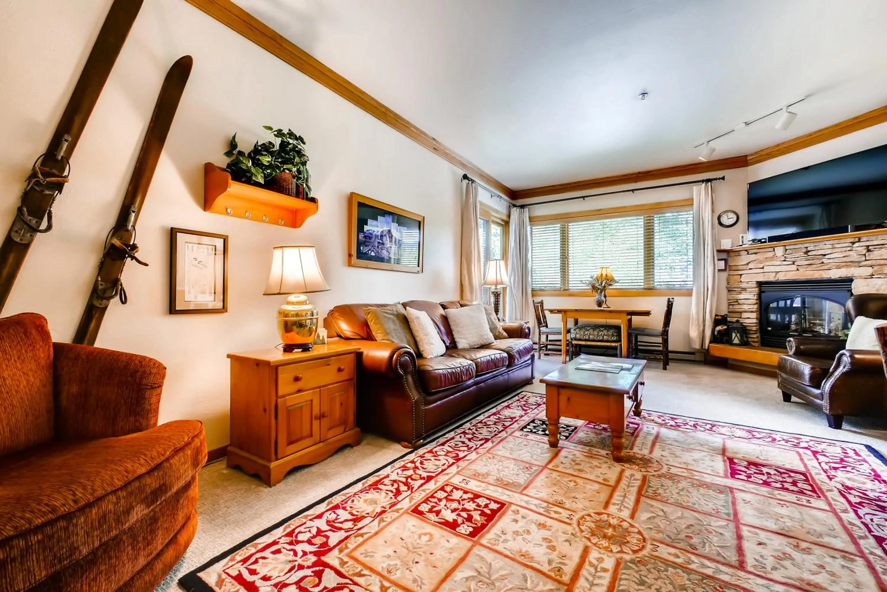 TV and multimedia in Snow Flower Condos