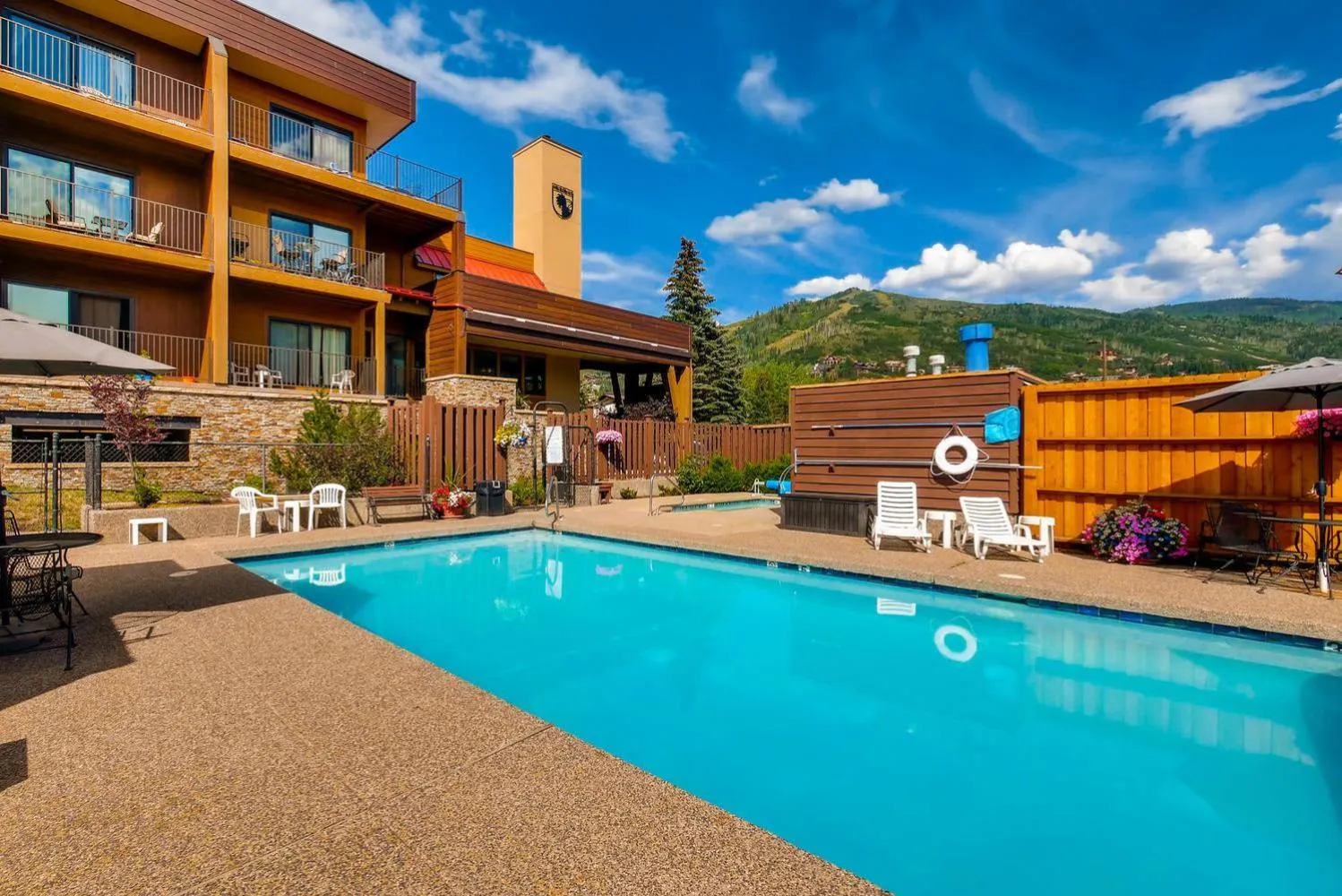 Summer in Snow Flower Condos