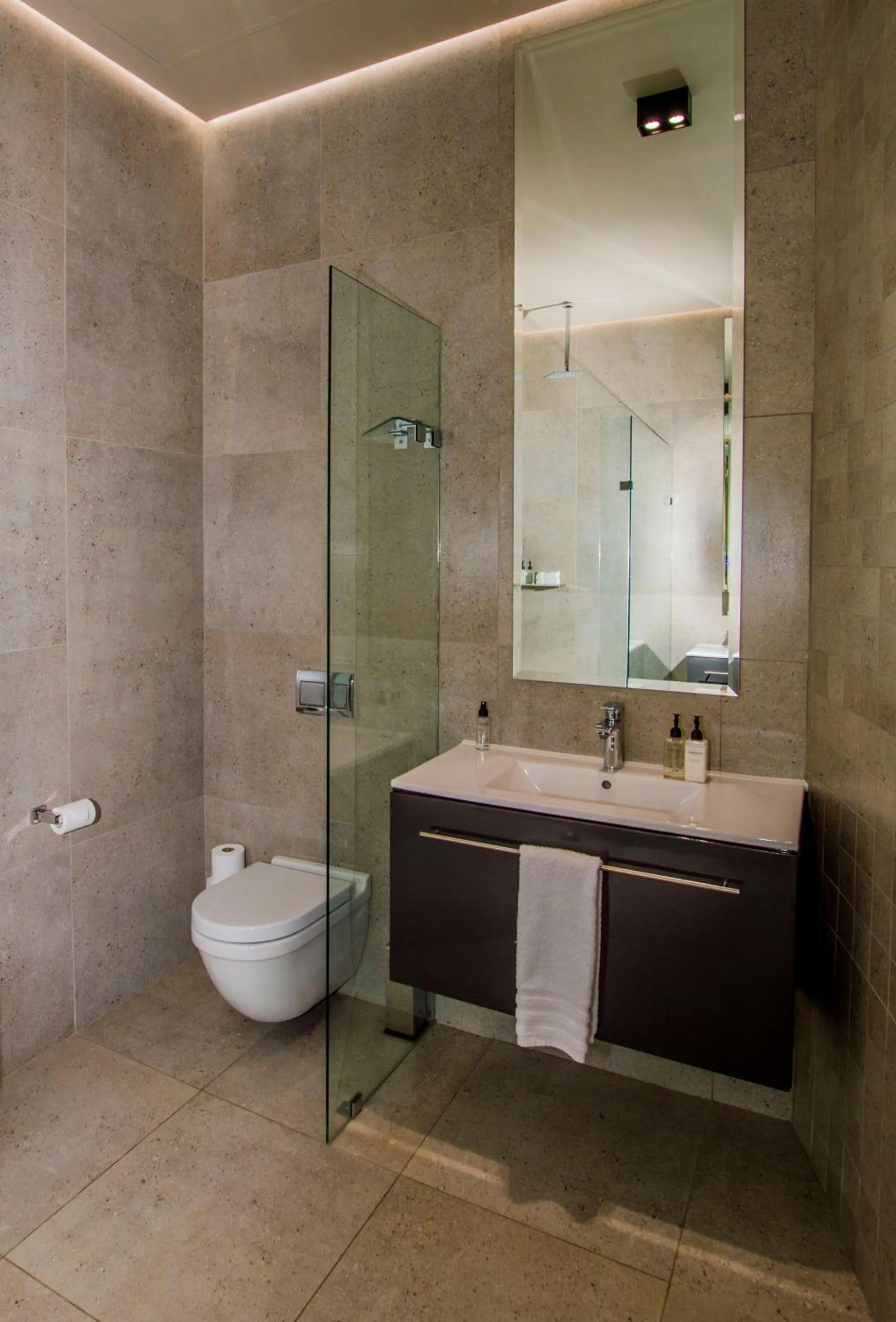 Toilet in De Haas Living @ Die Laan 2