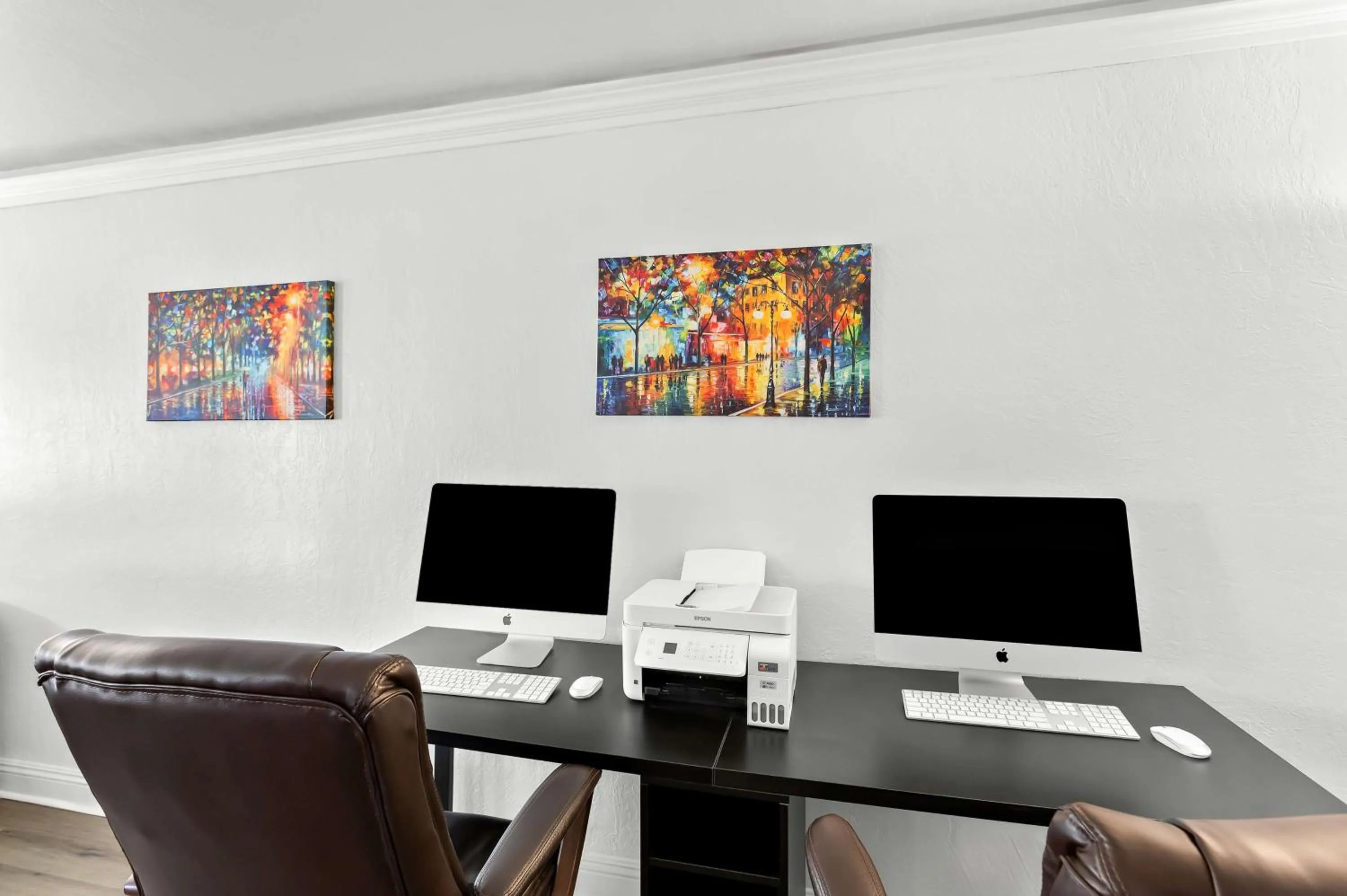 Business facilities in SureStay Plus Hotel by Best Western Susanville