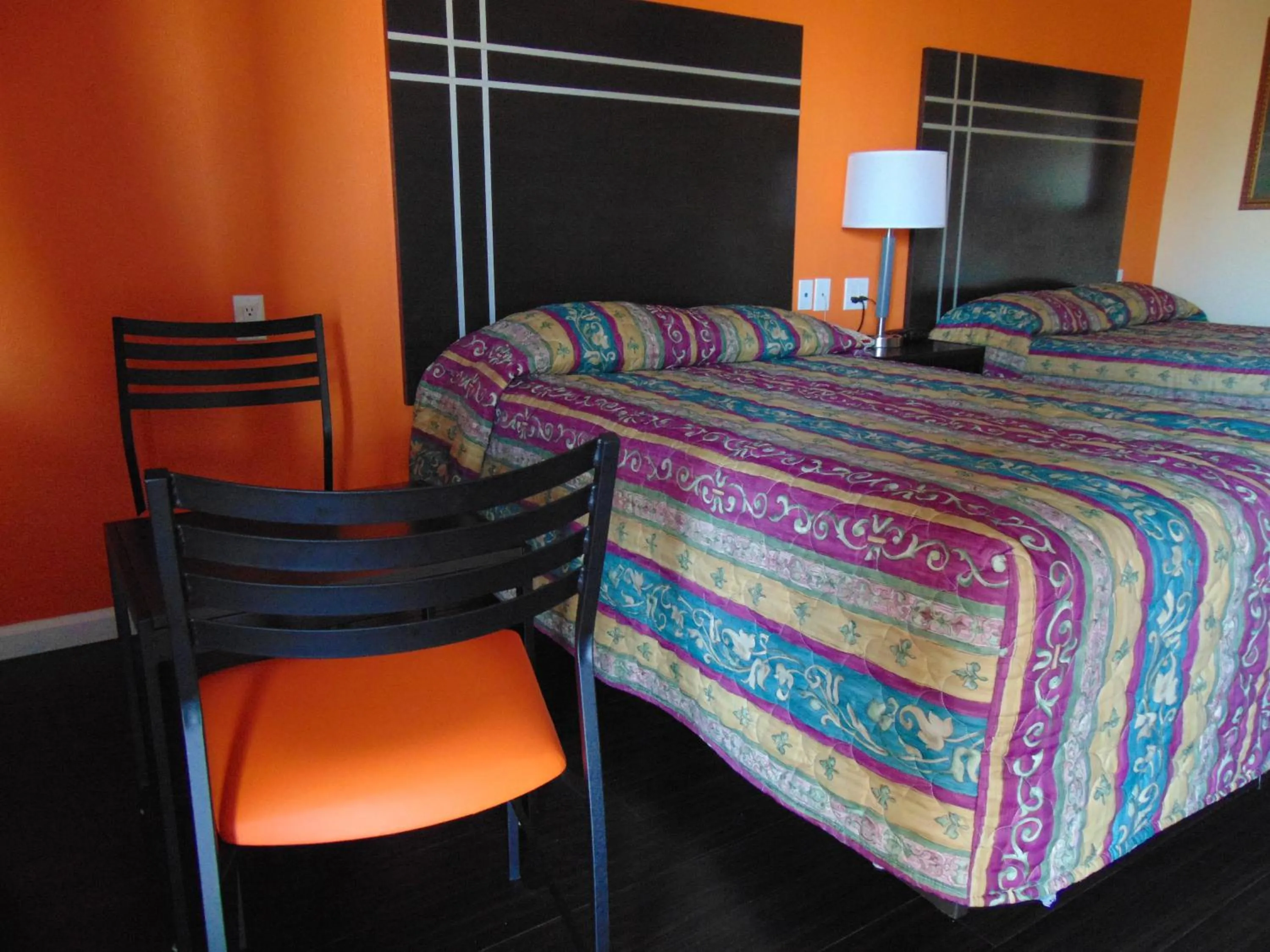 Bedroom, Bed in Heart of Texas Motel