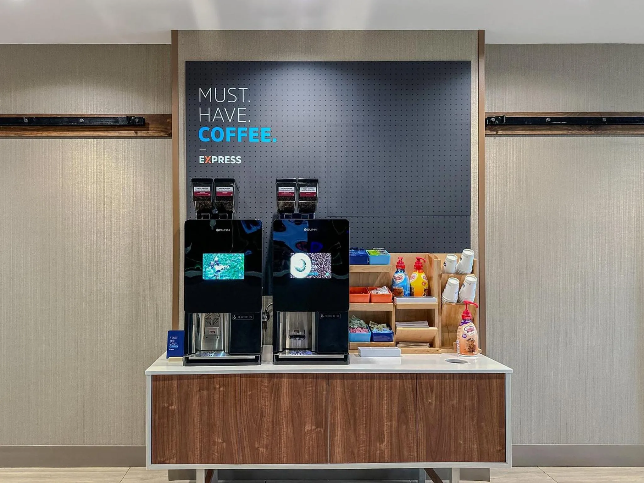 Breakfast in Holiday Inn Express & Suites Laurel Lakes by IHG