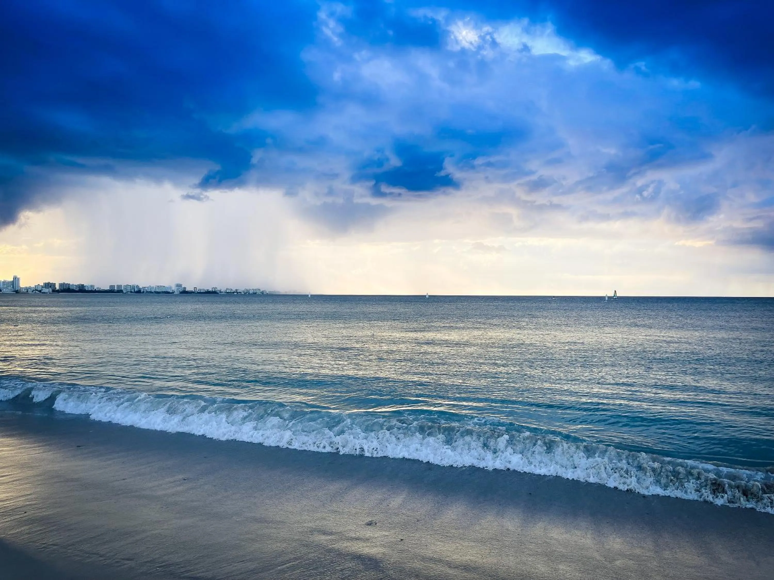 Beach in Canario Boutique Hotel