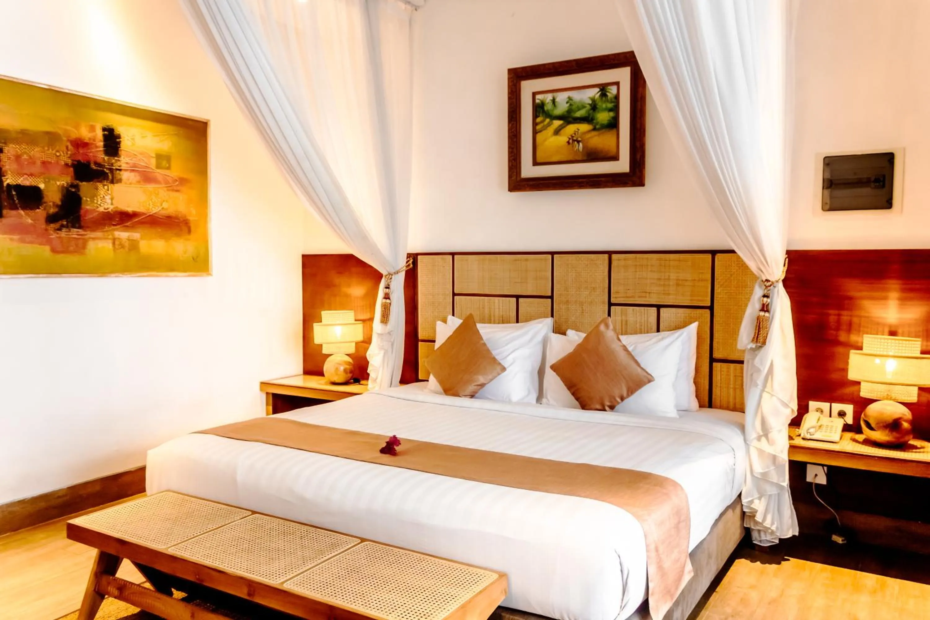 Bed in Lasanti Villas Seminyak