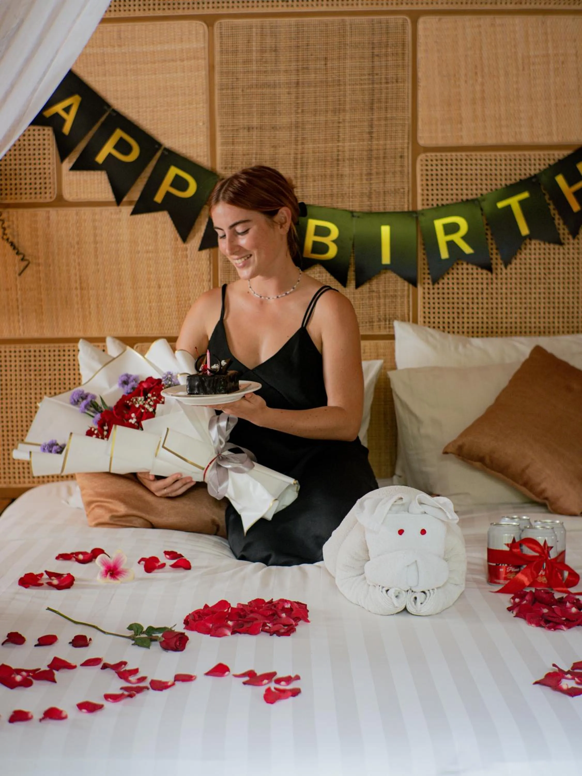 Bed in Lasanti Villas Seminyak