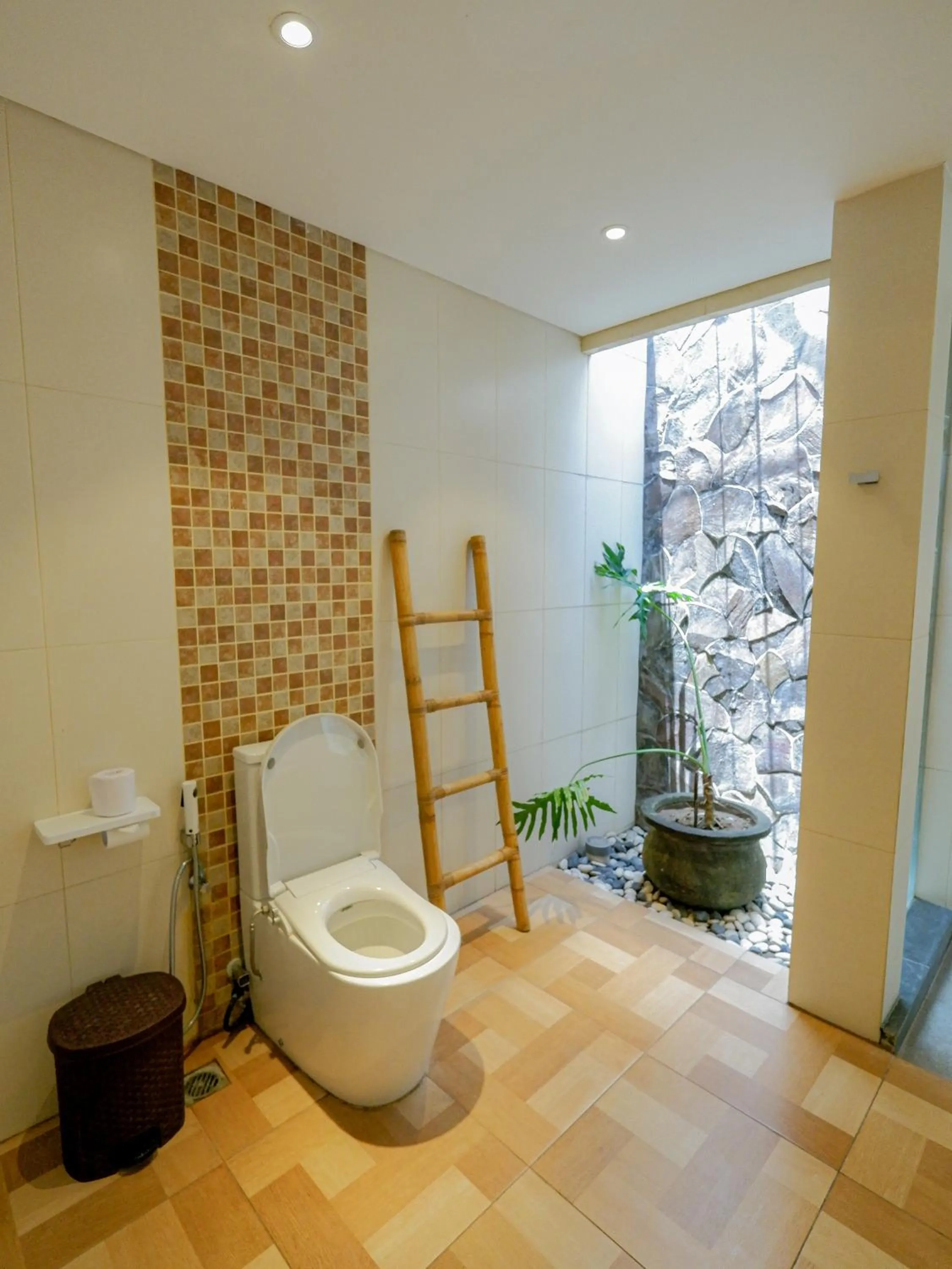 Toilet in Lasanti Villas Seminyak