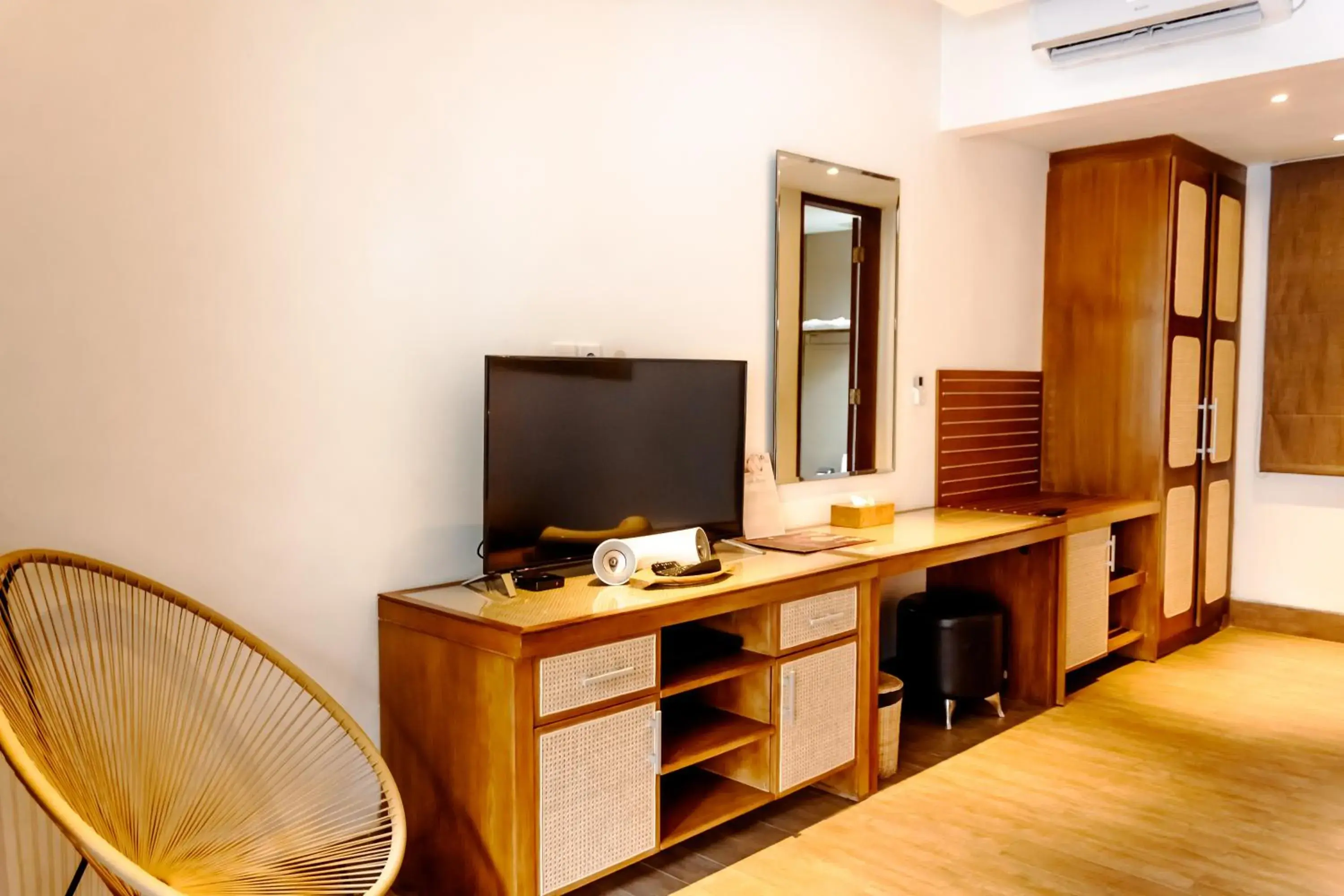 Deluxe One-Bedroom Villa with Private Pool in Lasanti Villas Seminyak Deluxe One-Bedroom Villa with Private Pool in Lasanti Villas Seminyak