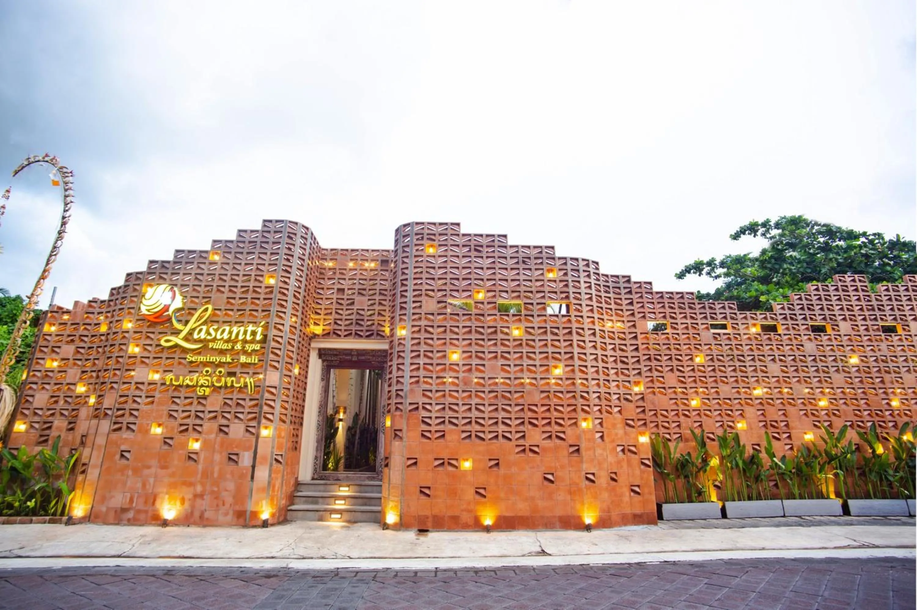 Facade/entrance in Lasanti Villas Seminyak