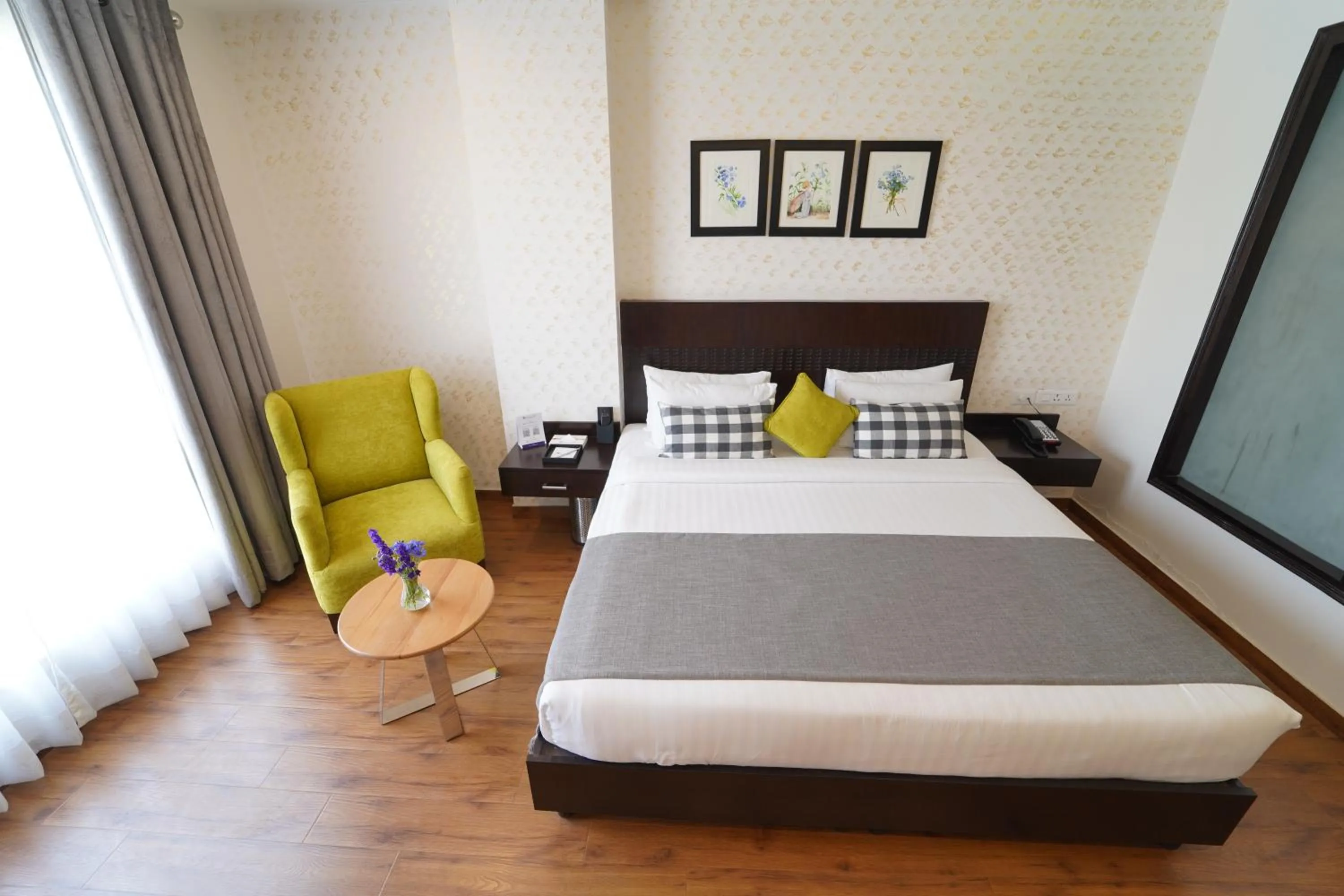 Bed in Rockland Hotel, C.R Park