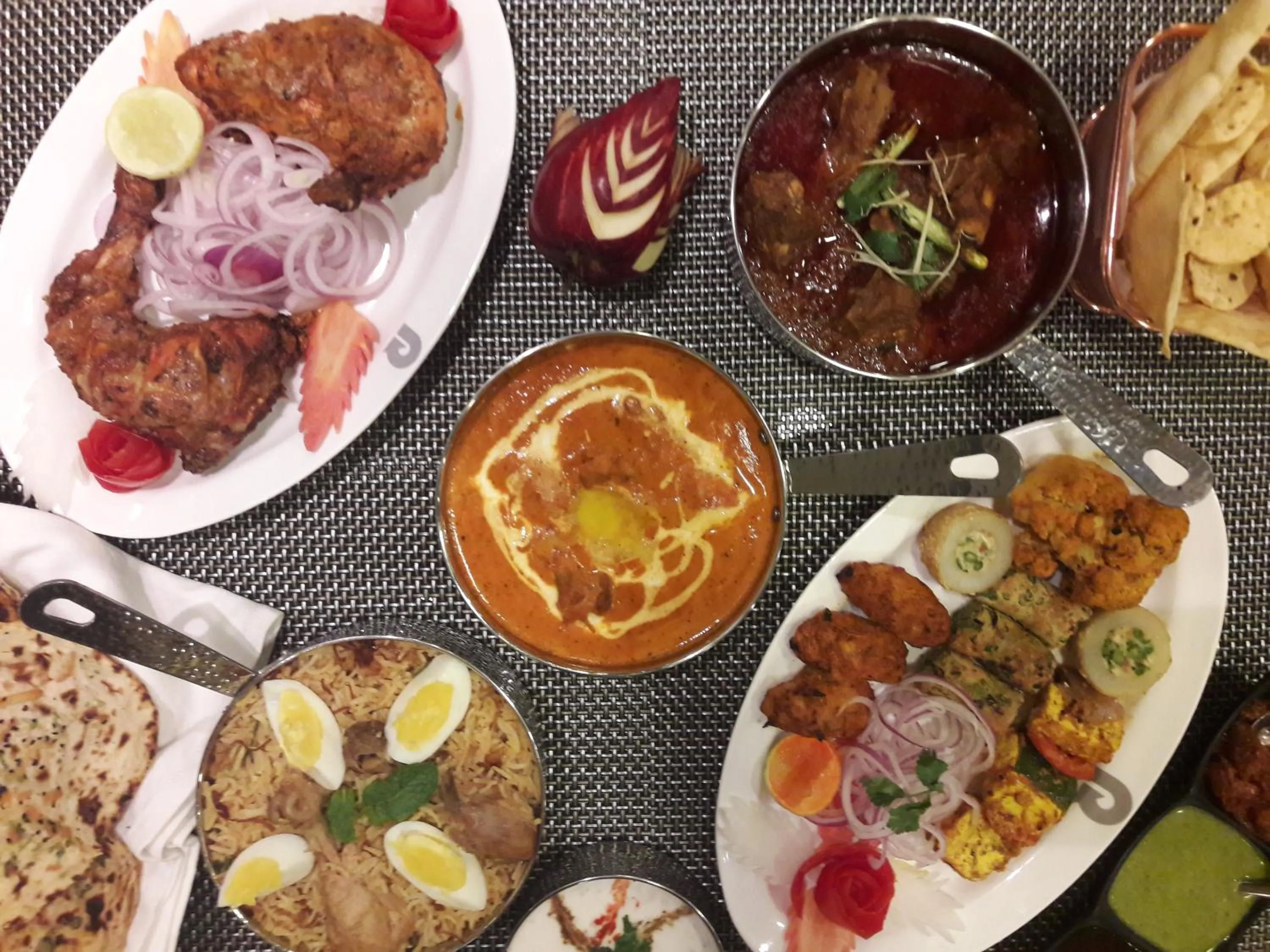 Food in Rockland Hotel, C.R Park