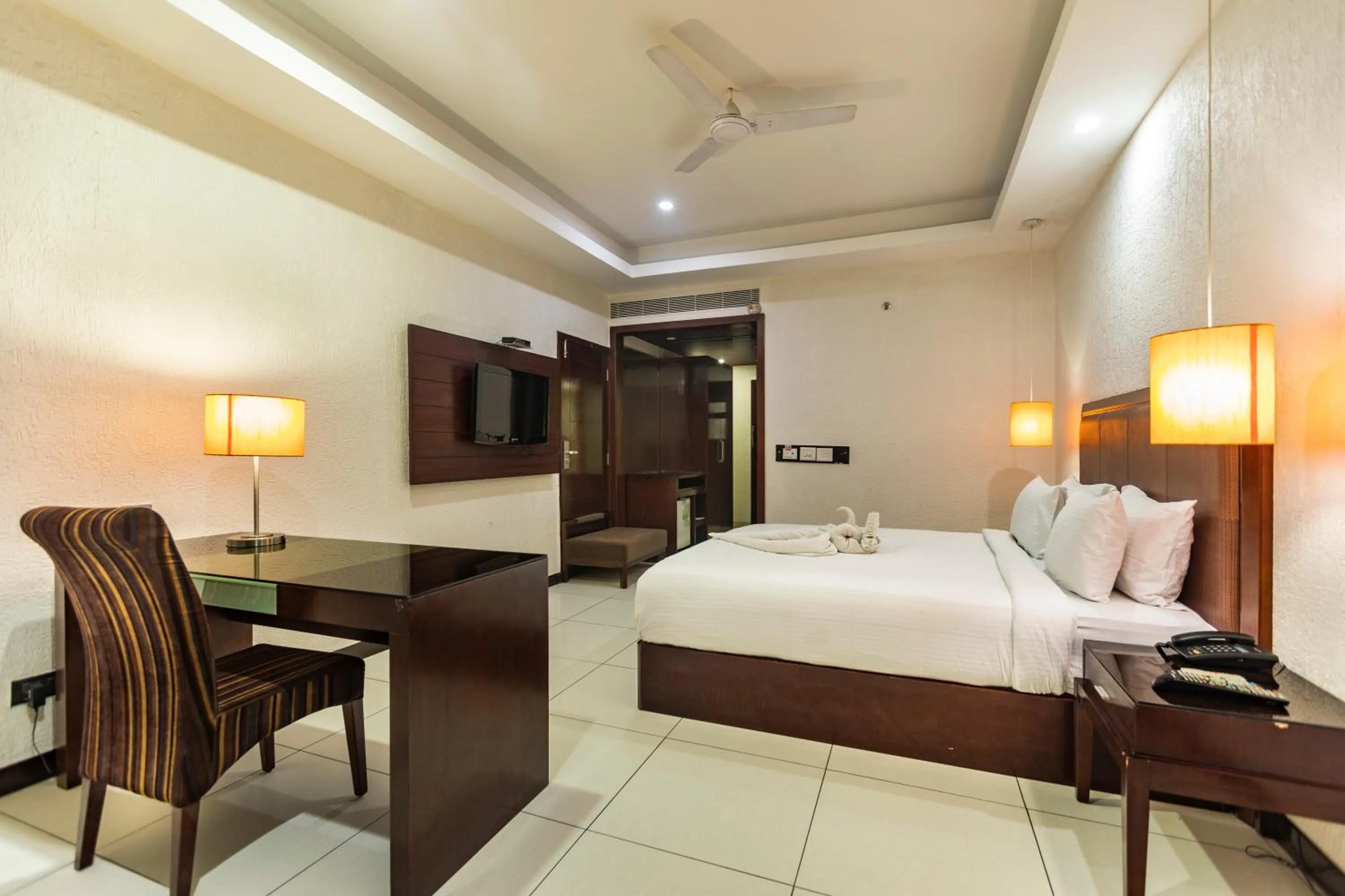 Photo of the whole room, Bed in The Bentley Seaside Boutique Hotel