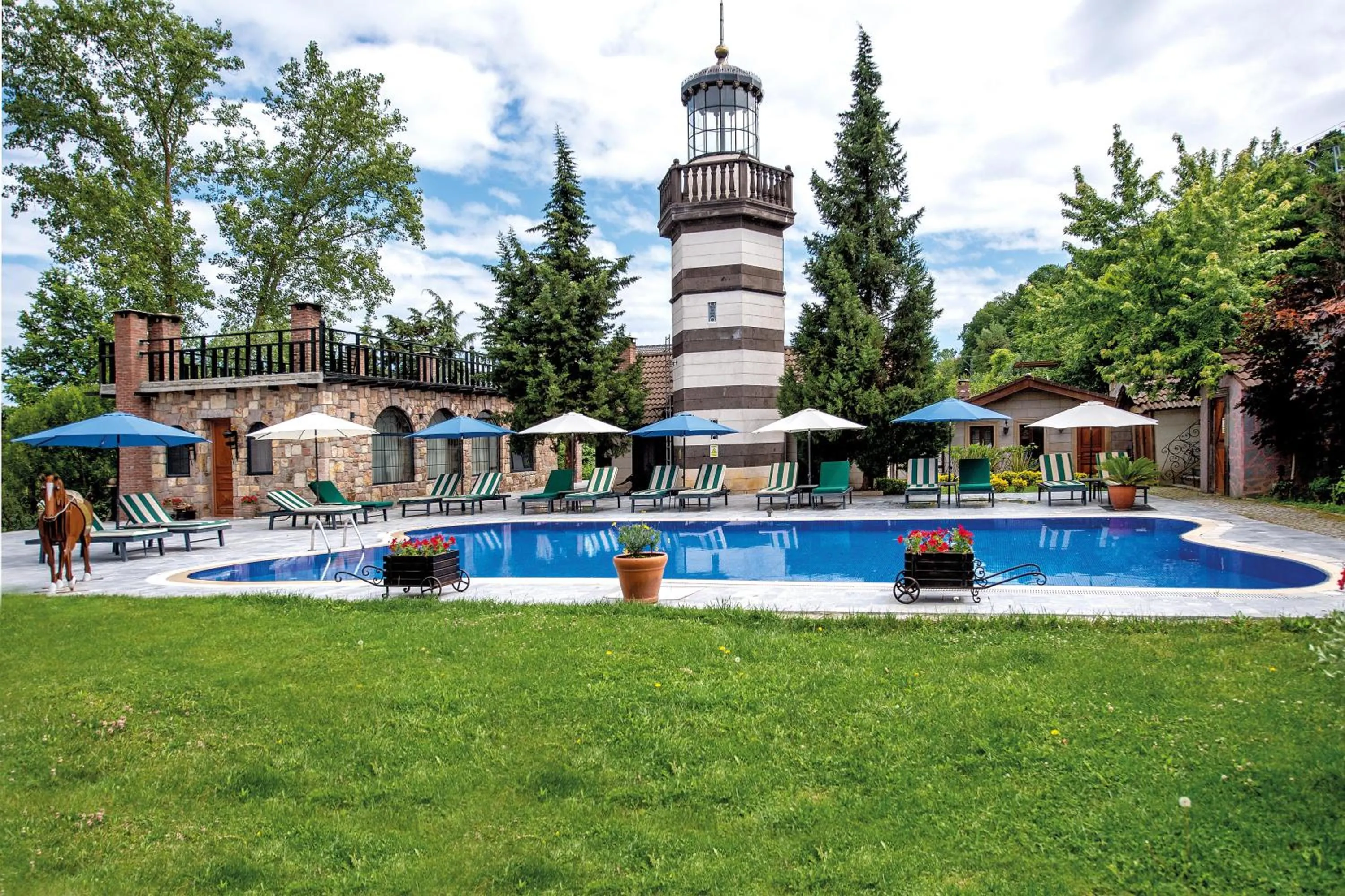 Summer in Wineport Lodge Agva Riverside Hotel & Winery