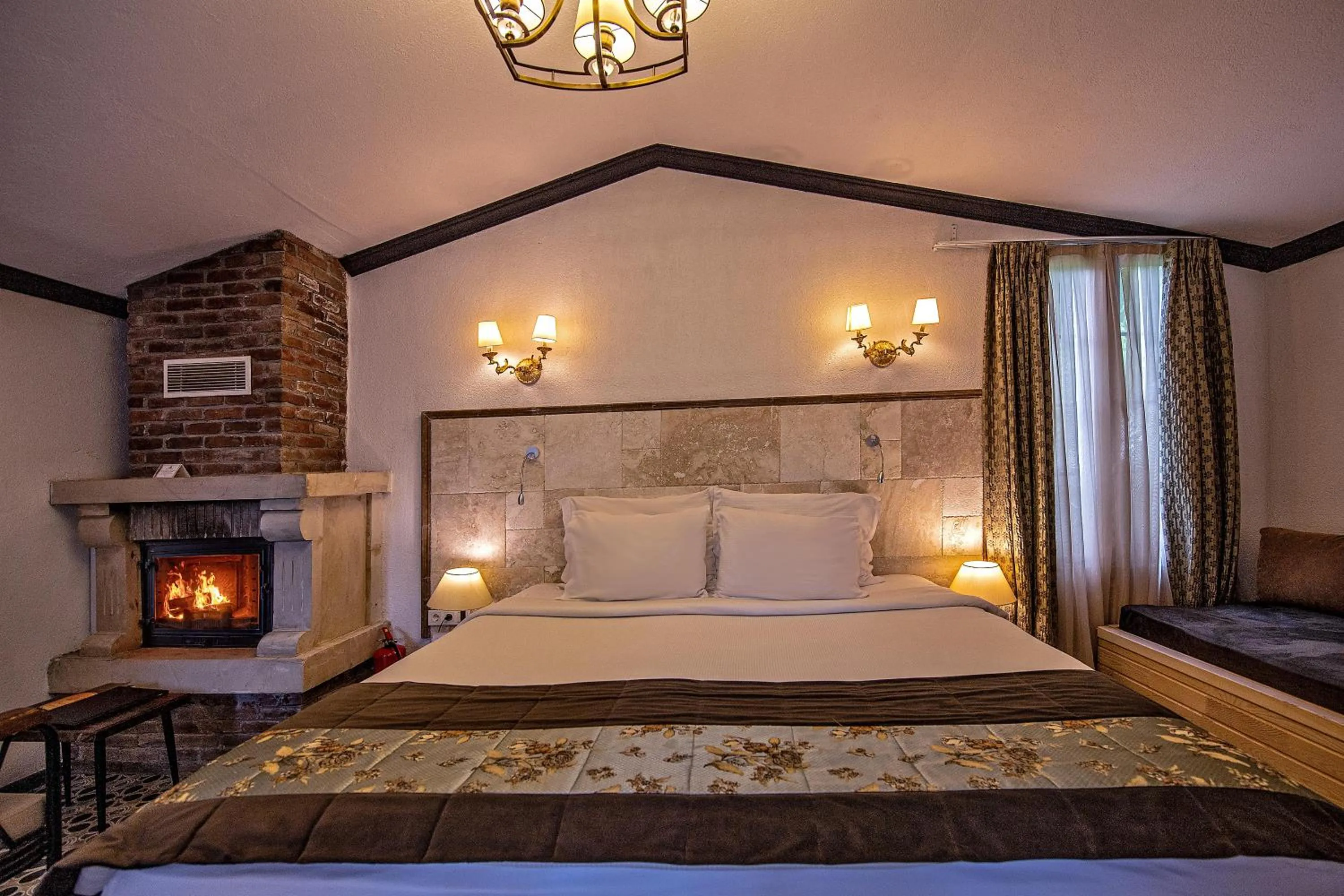 Bed in Wineport Lodge Agva Riverside Hotel & Winery