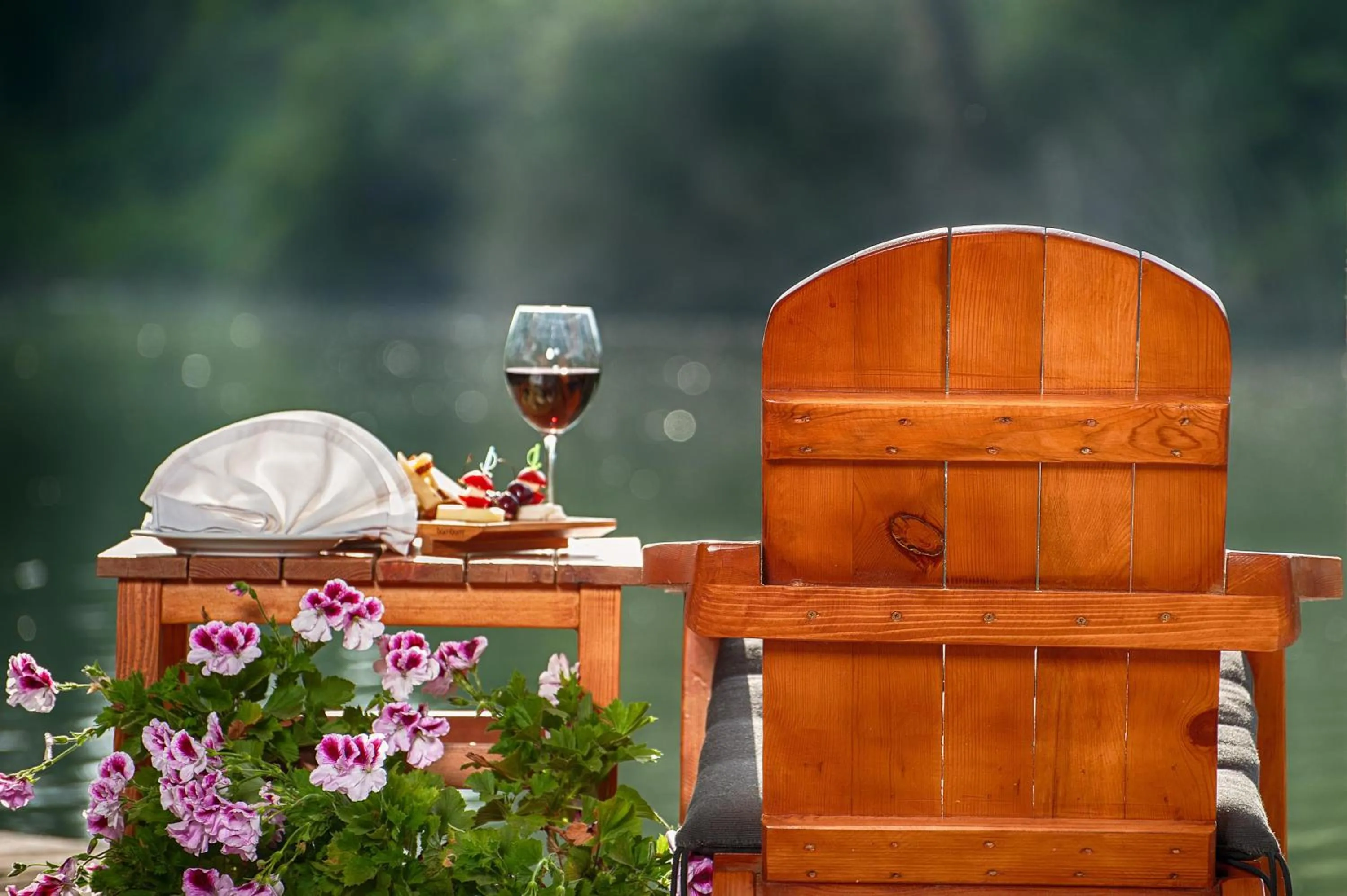 Natural landscape in Wineport Lodge Agva Riverside Hotel & Winery