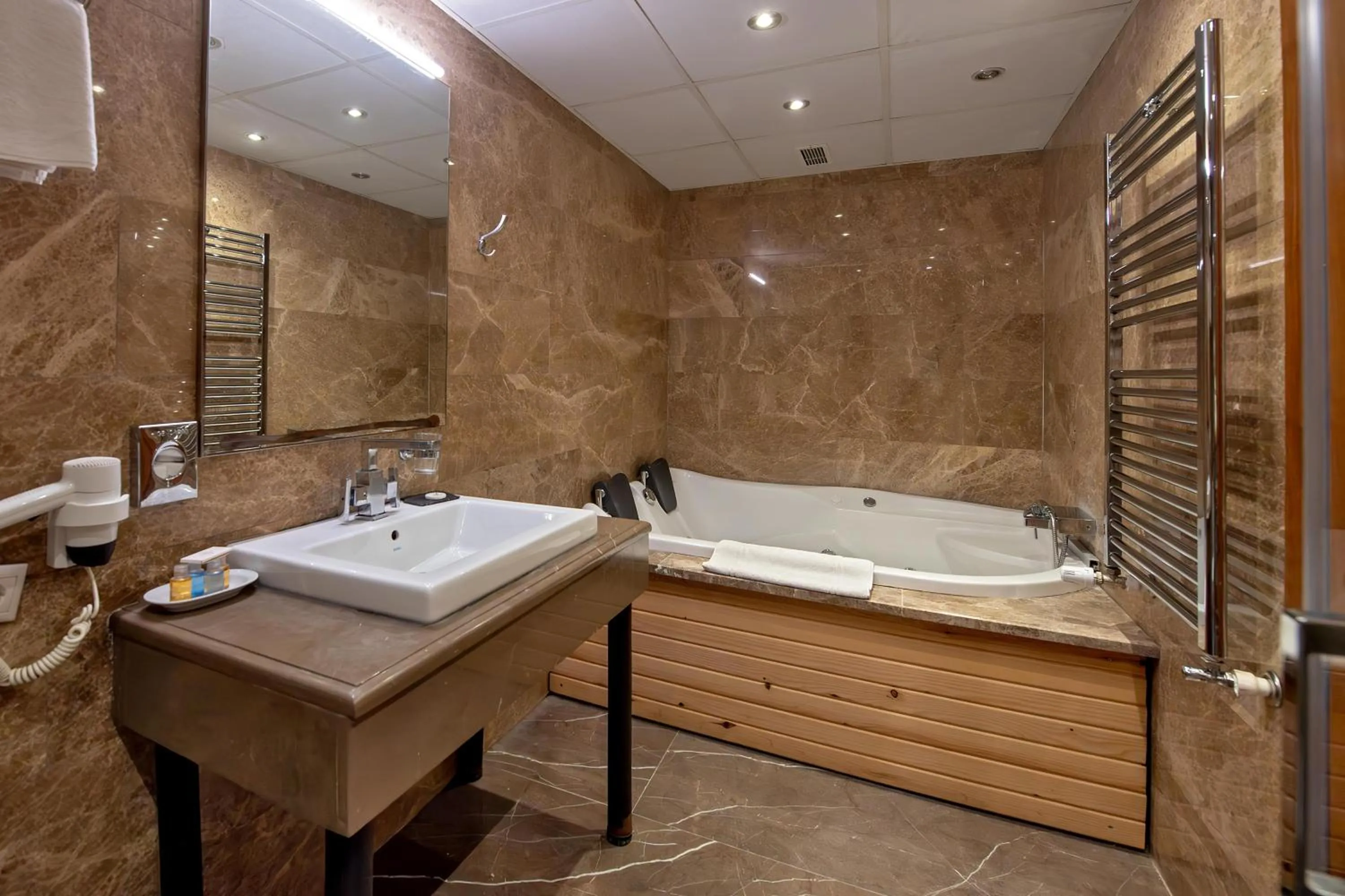 Bathroom in Wineport Lodge Agva Riverside Hotel & Winery