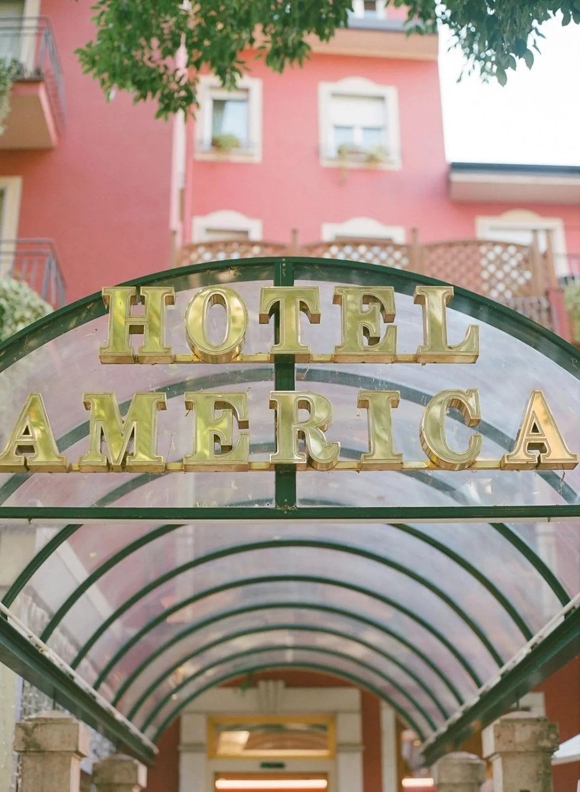 Facade/entrance in Hotel America
