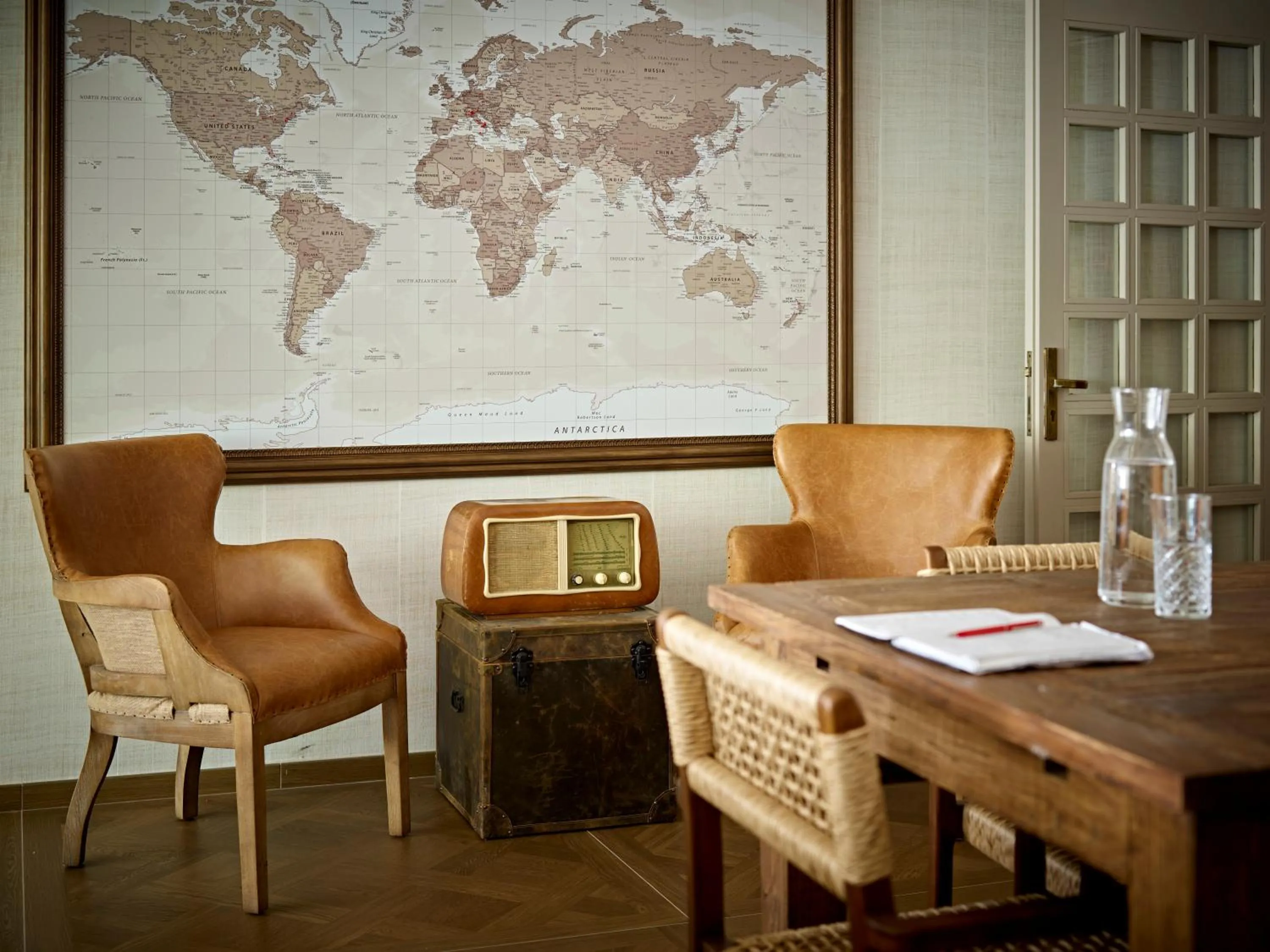 Living room in Hotel America