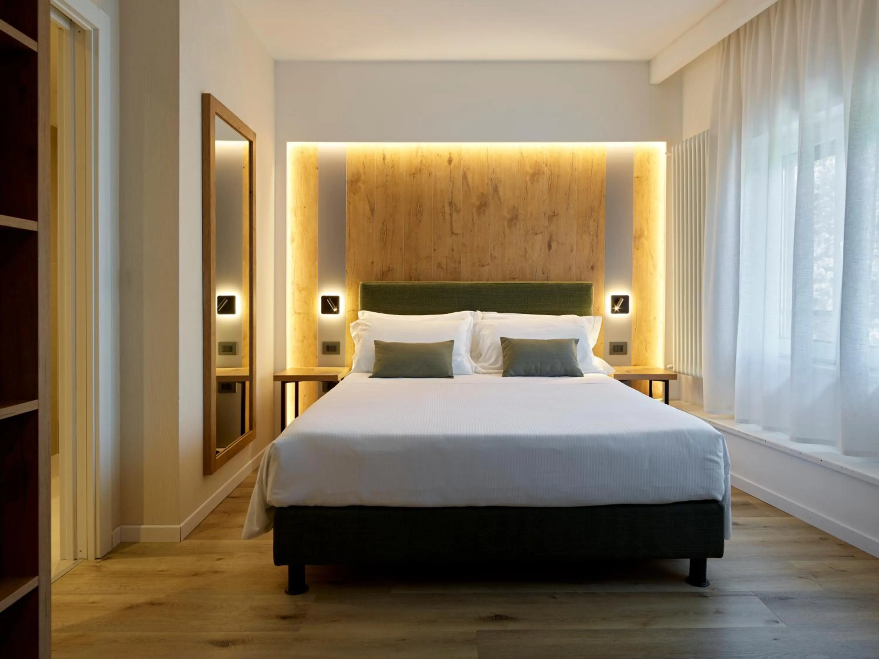 Bedroom, Bed in Hotel America