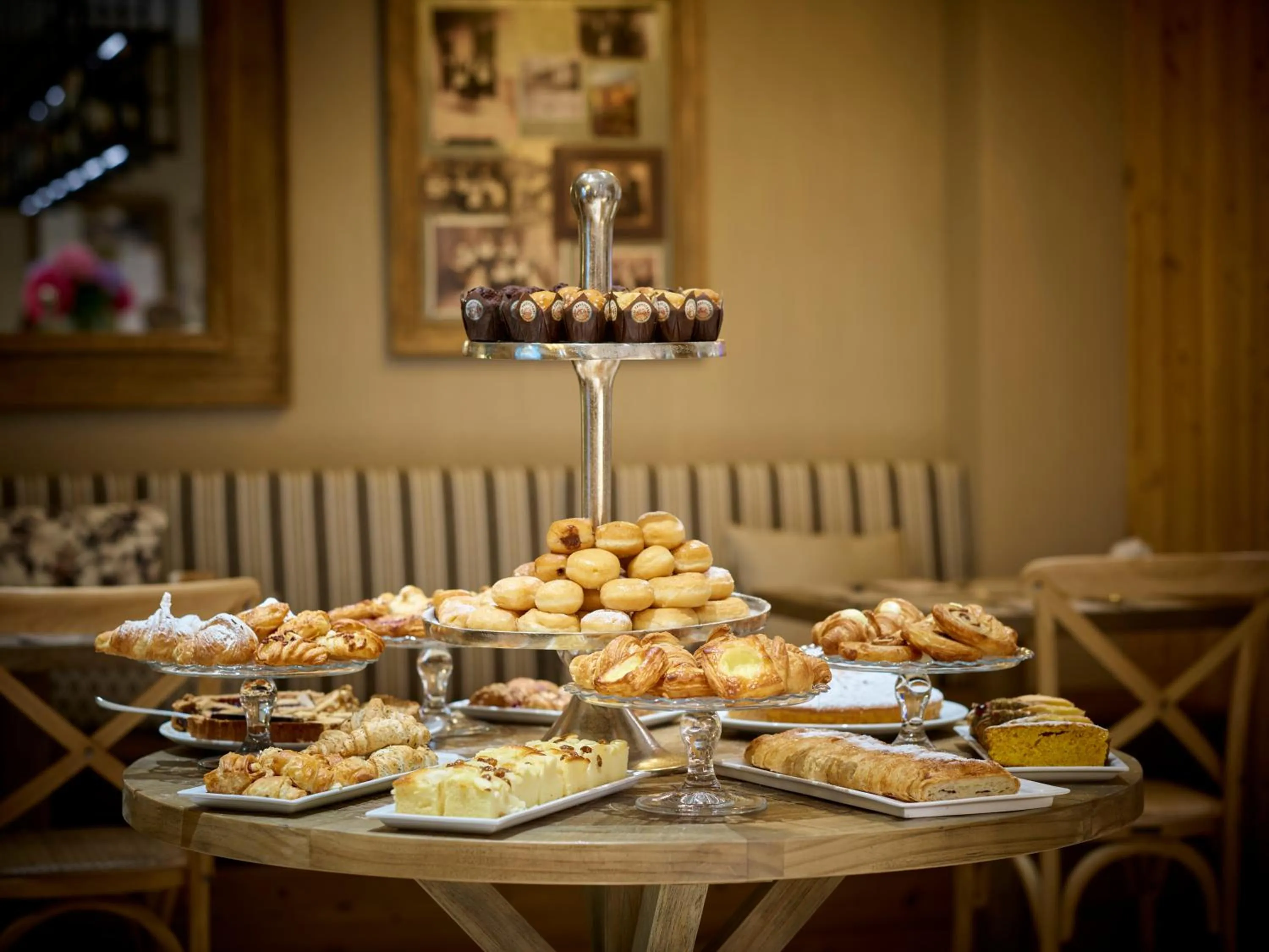 Food and drinks in Hotel America