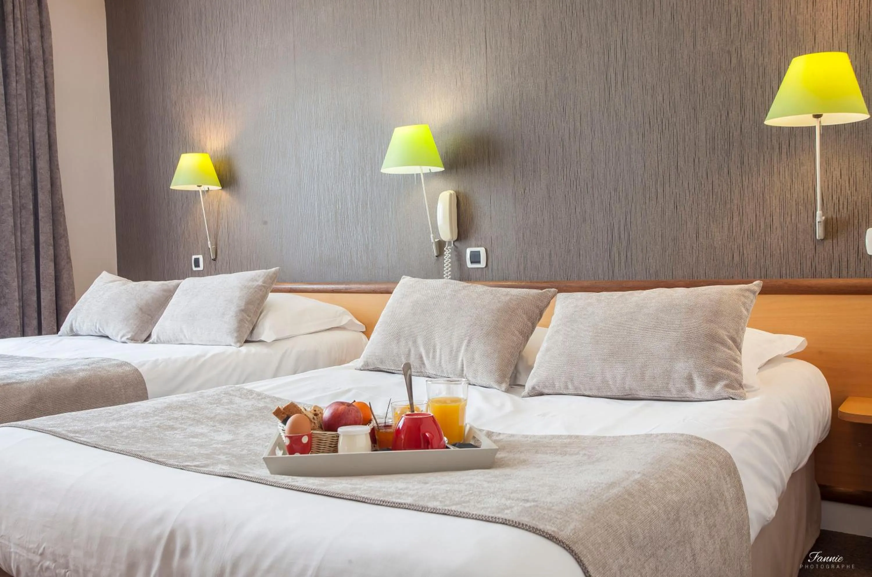 Bedroom, Bed in Hotel Des Lices, Rennes Centre