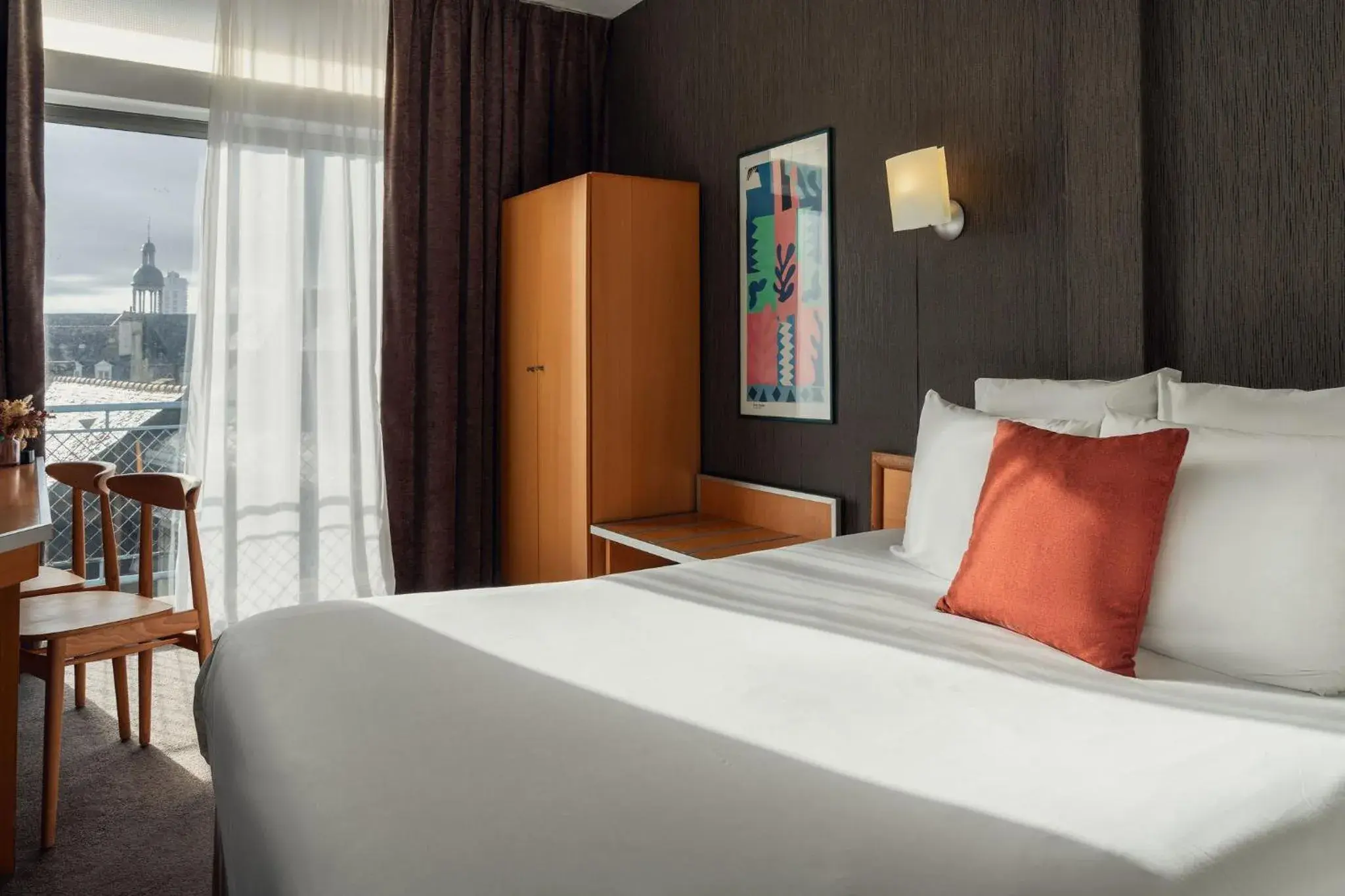 Double Room - single occupancy in Hotel Des Lices, Rennes Centre Double Room - single occupancy in Hotel Des Lices, Rennes Centre