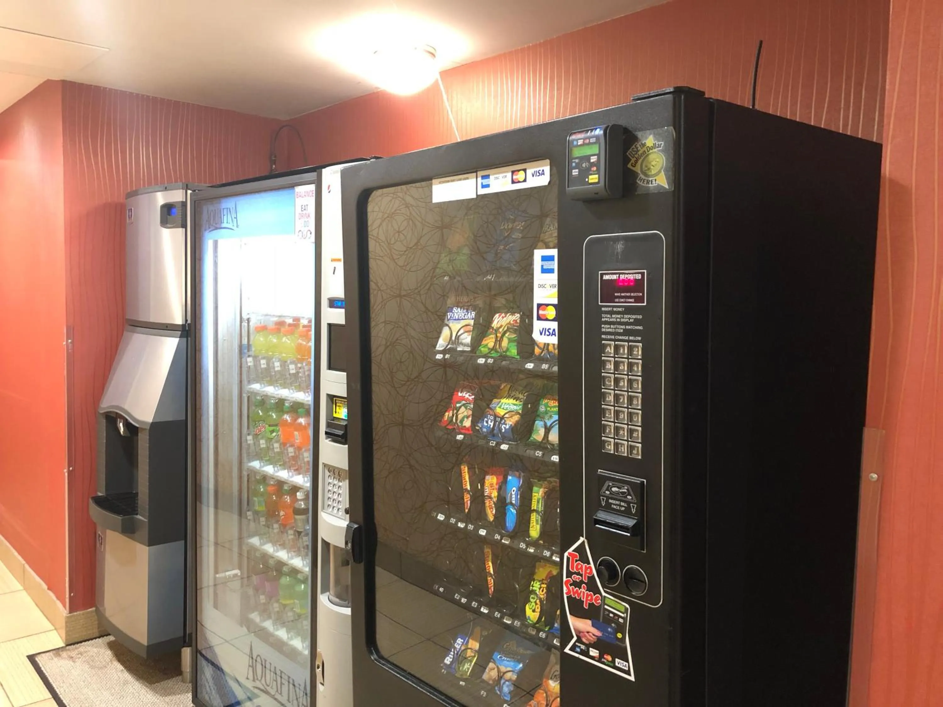 Food and drinks, Supermarket/Shops in Days Inn by Wyndham Brooklyn