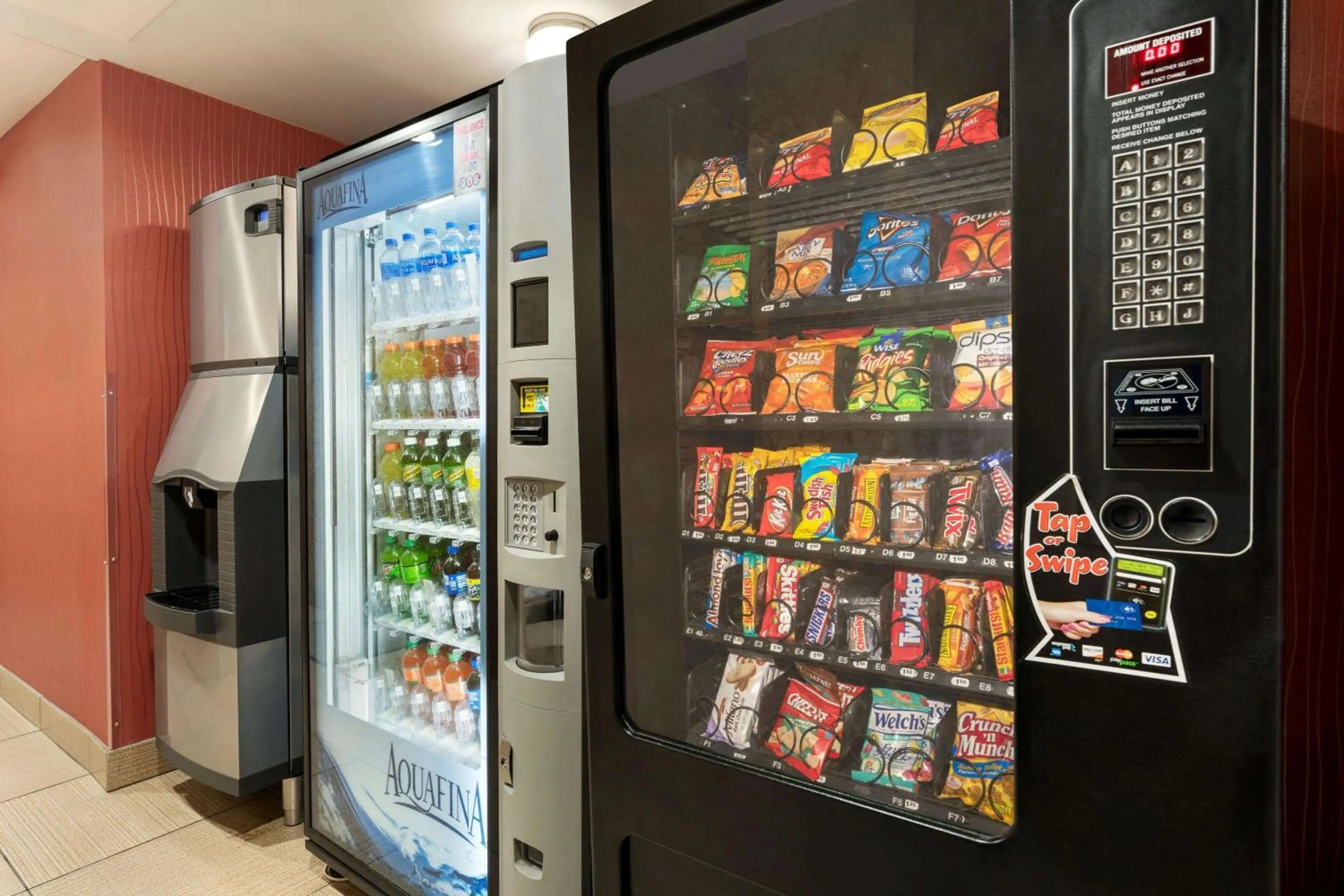 On site, Supermarket/Shops in Days Inn by Wyndham Brooklyn