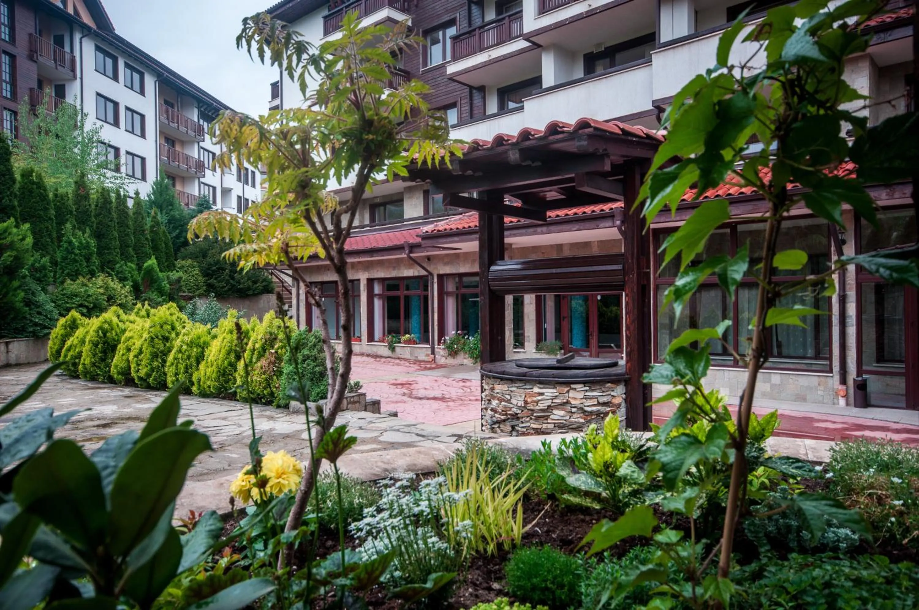 Garden in Apart Hotel Orbilux