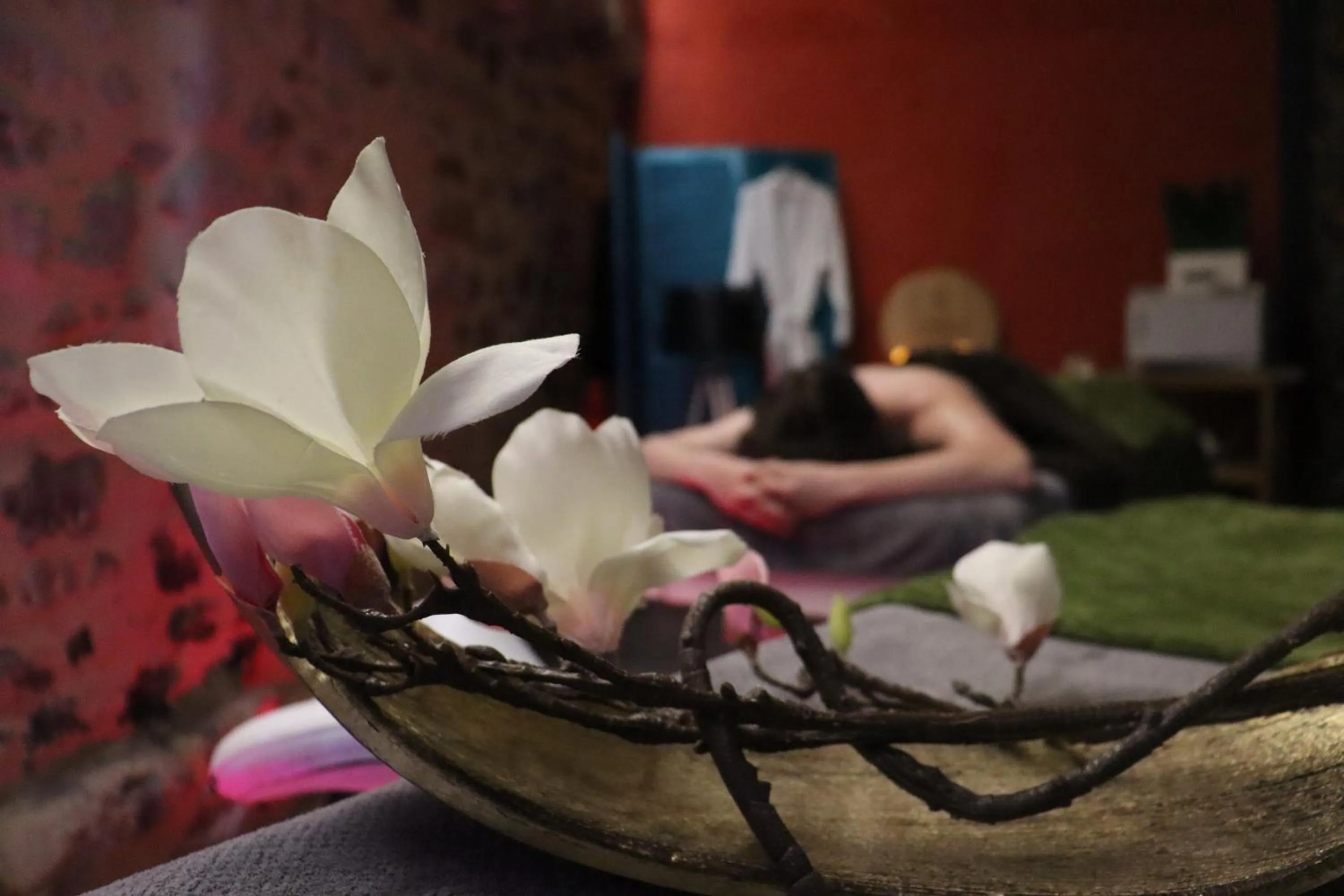 Massage in Chateau De Fere