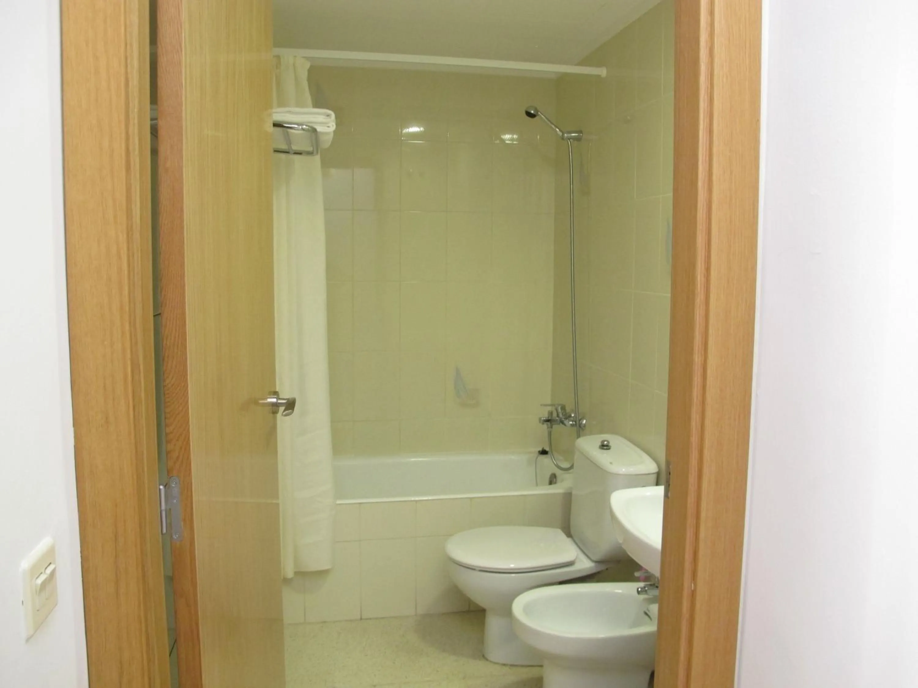 Bathroom in Apartamentos Santi