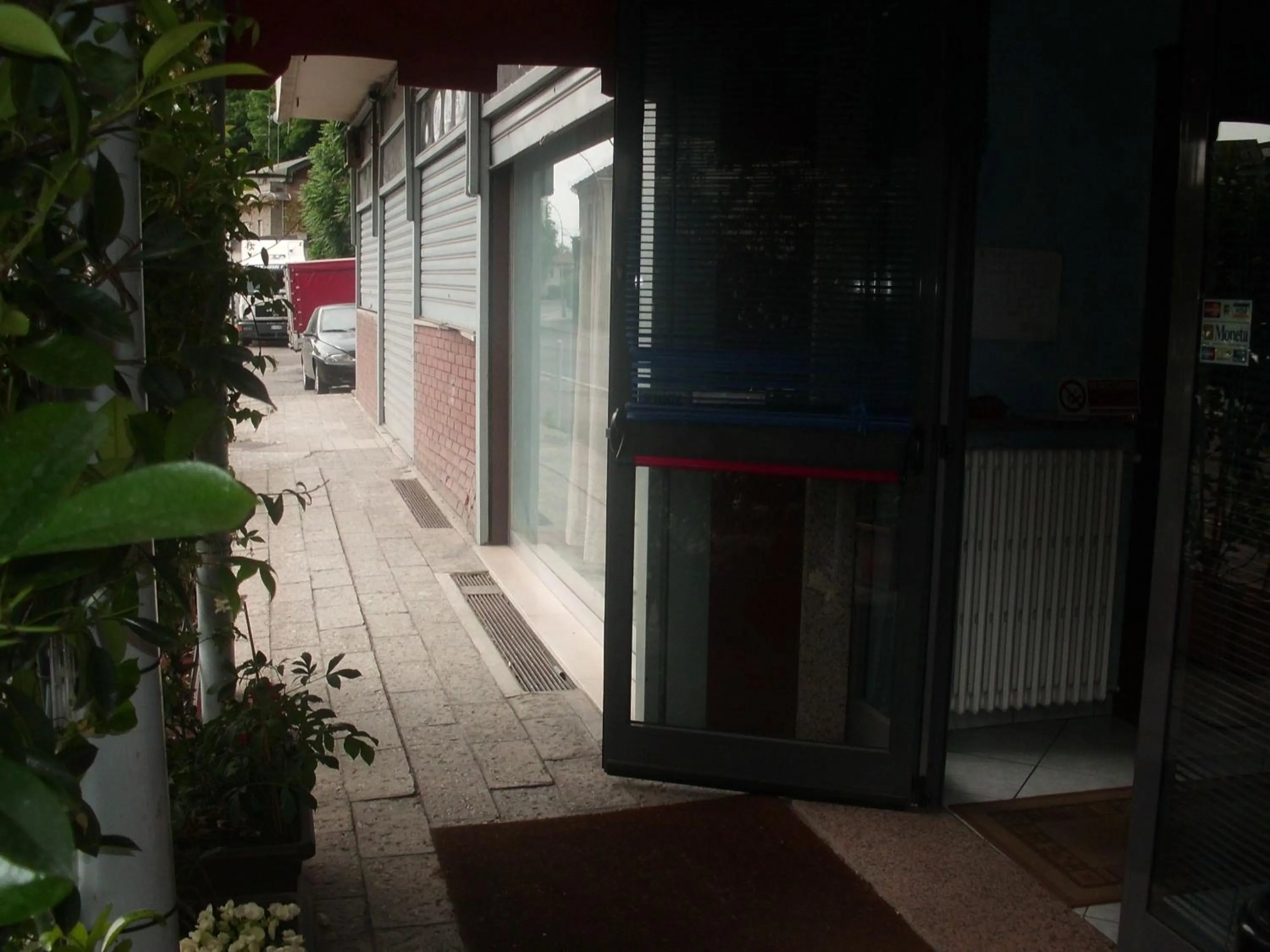 Facade/entrance in Hotel Lombardia