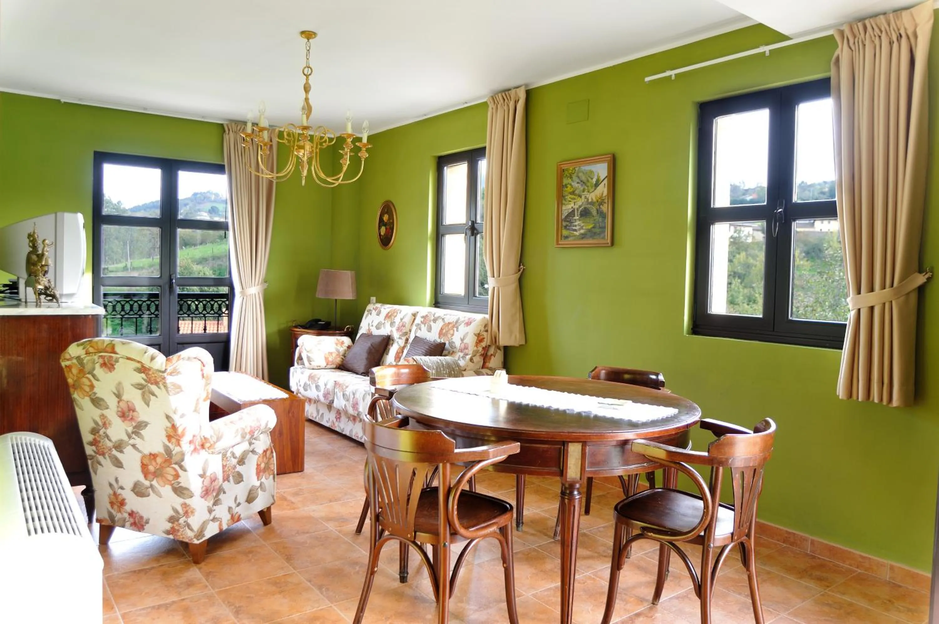 Bedroom in La Casona de la Roza