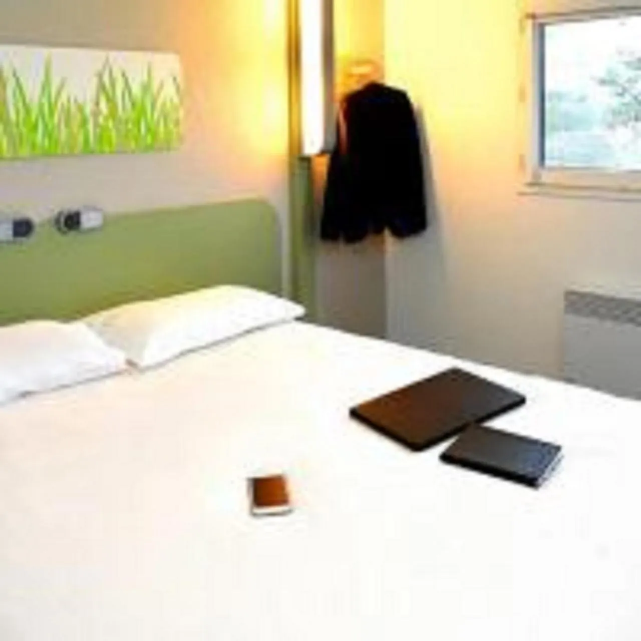 Bedroom, Bed in Ibis Budget Cergy St Christophe