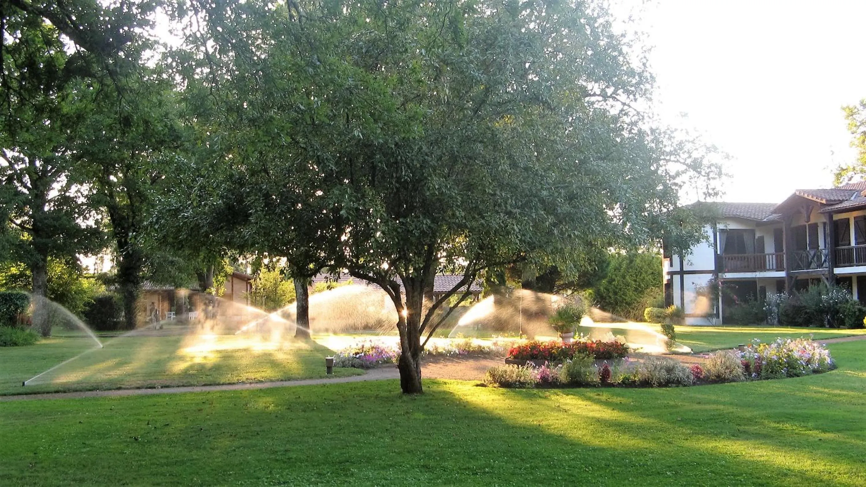 Garden in Auberge des Pins - Teritoria