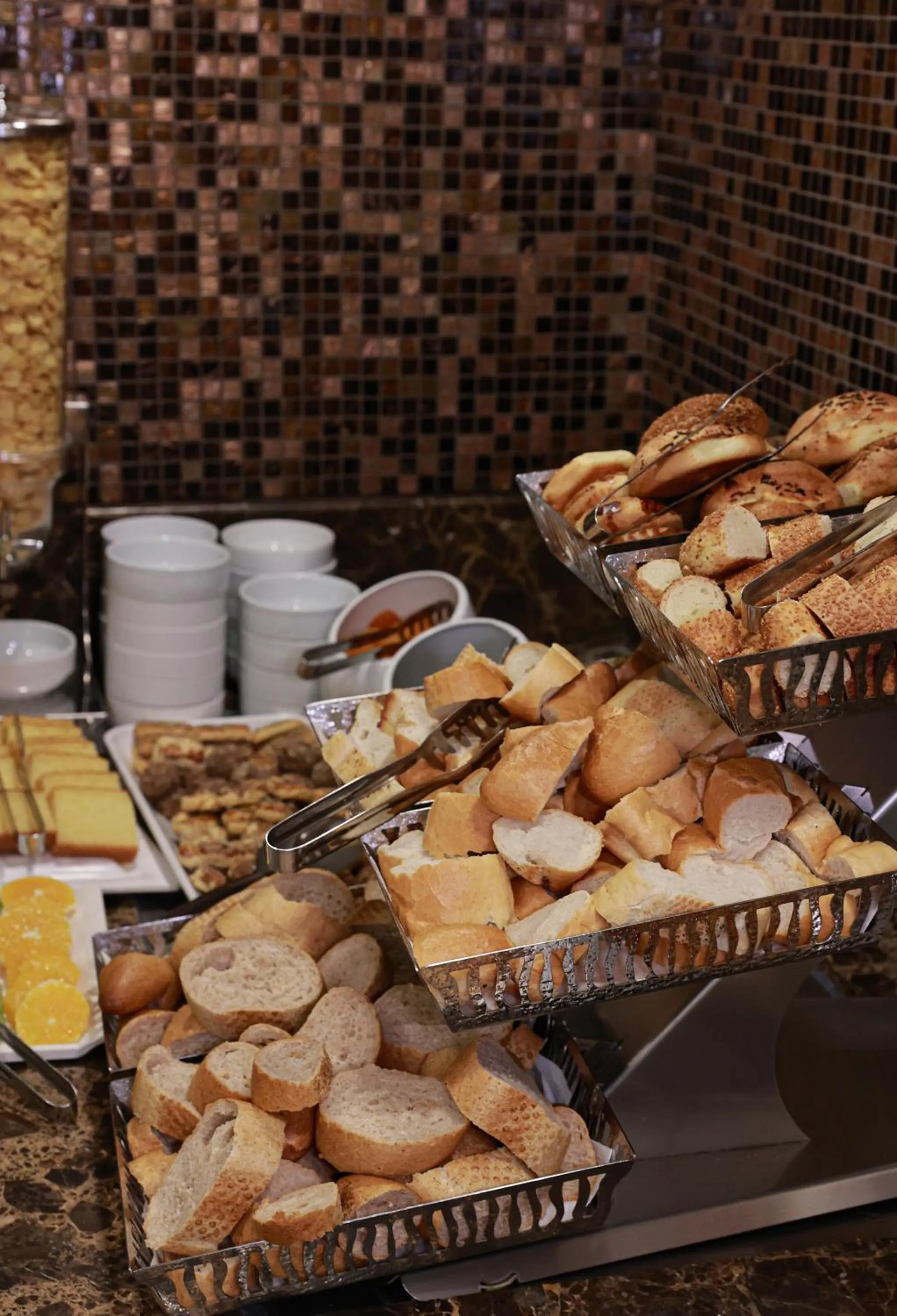 Breakfast in Nova Plaza Park Hotel