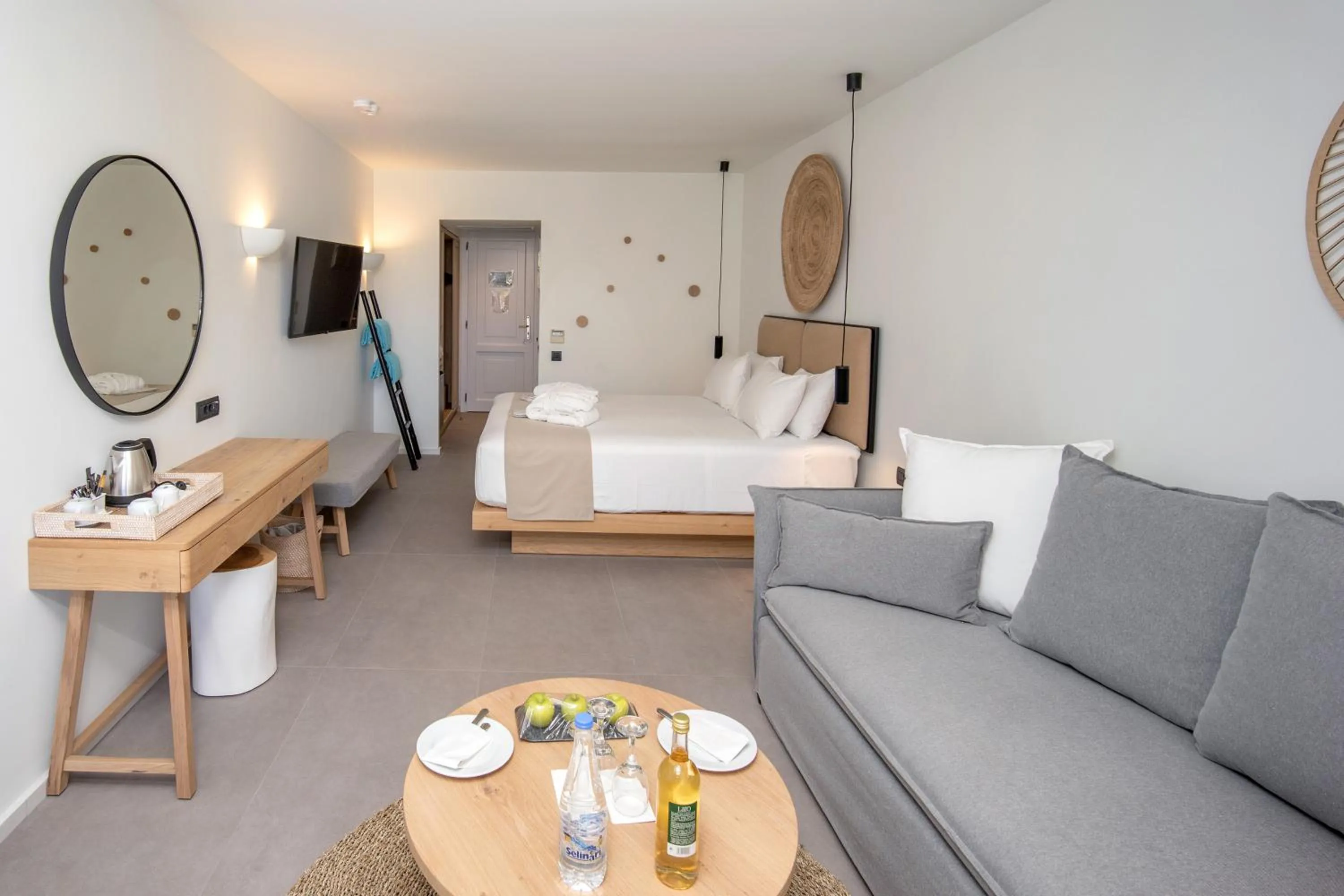 Photo of the whole room, Bed in Blue Sea Beach Affiliated By Melia