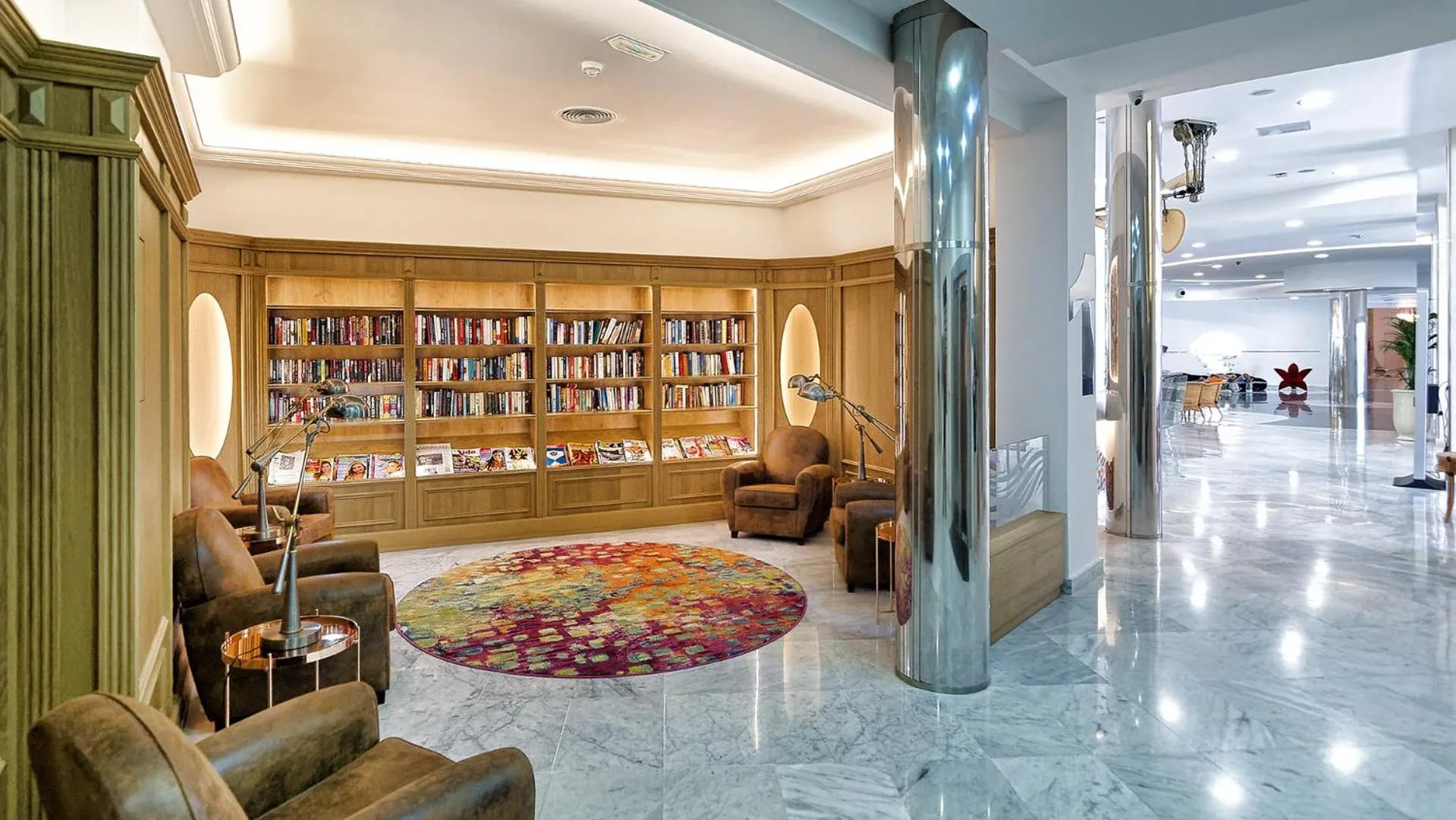 Library in Bull Escorial & SPA