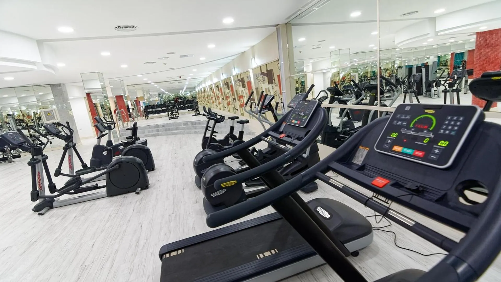 Fitness centre/facilities in Bull Escorial & SPA