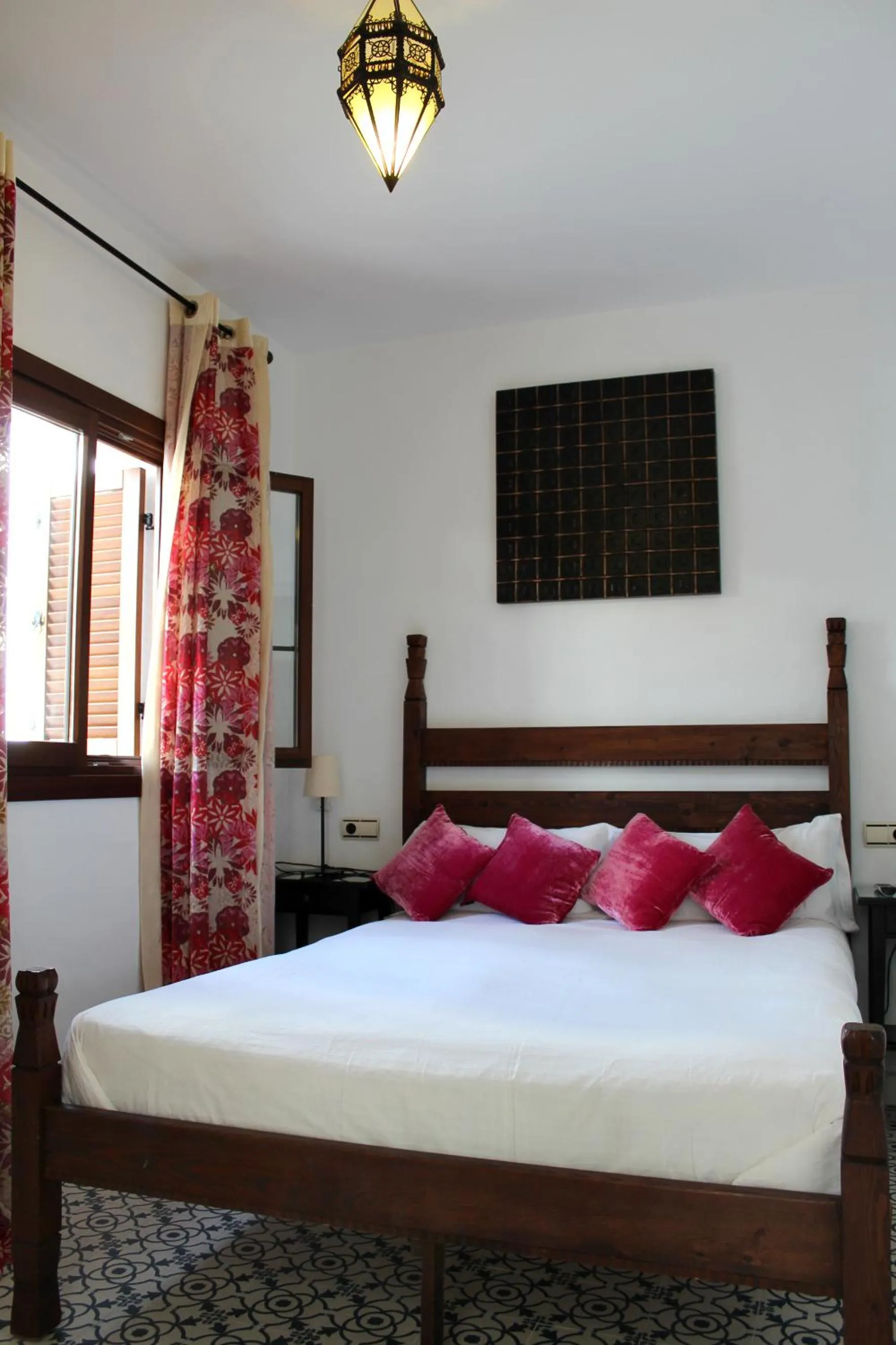 Bed in Hostal Extramuros