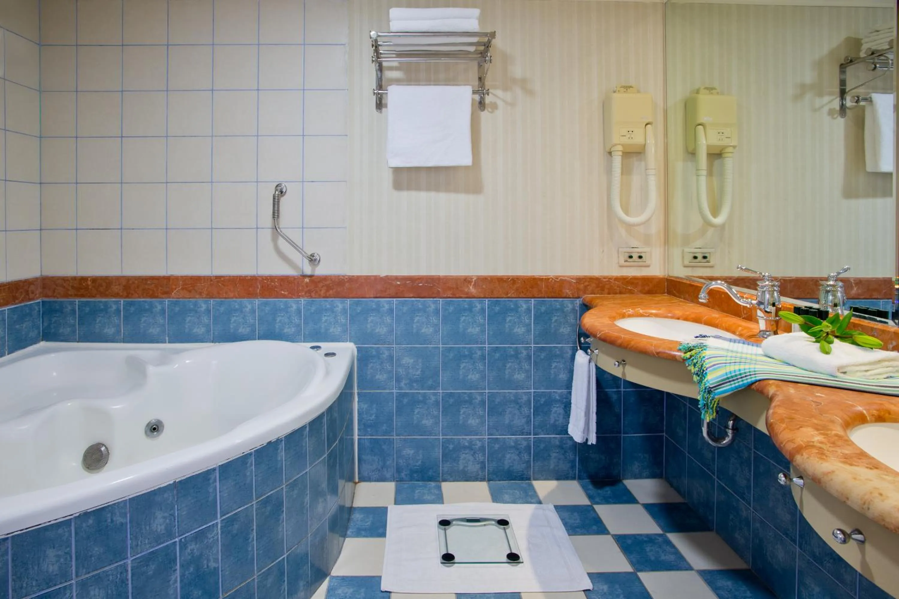 Bathroom in Herods Palace Hotels & Spa Eilat a Premium collection by Fattal Hotels