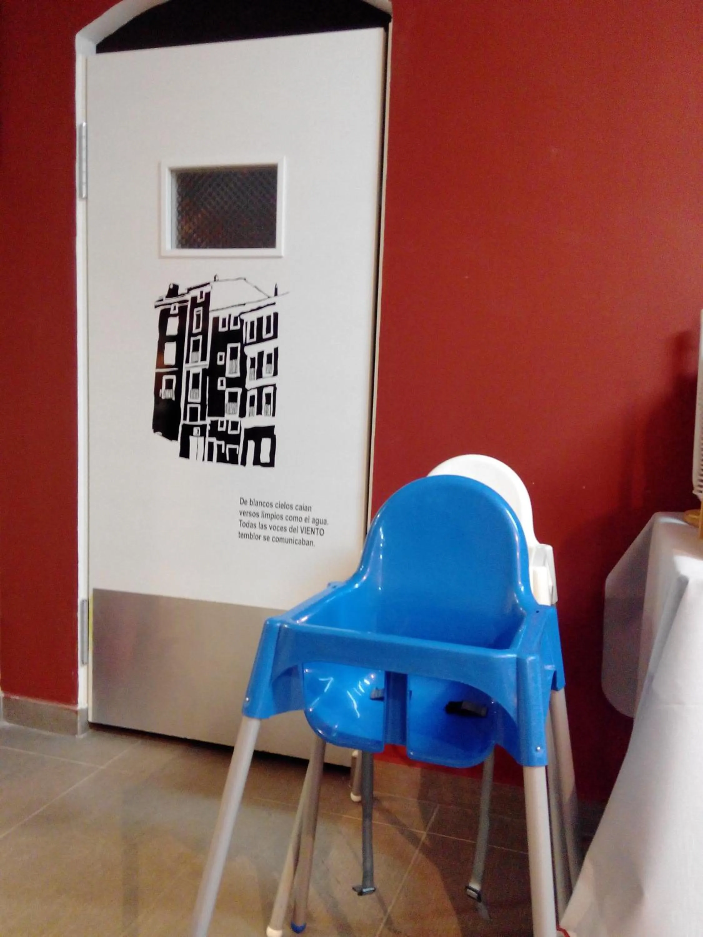 Restaurant/places to eat in Hotel LB Villa De Cuenca