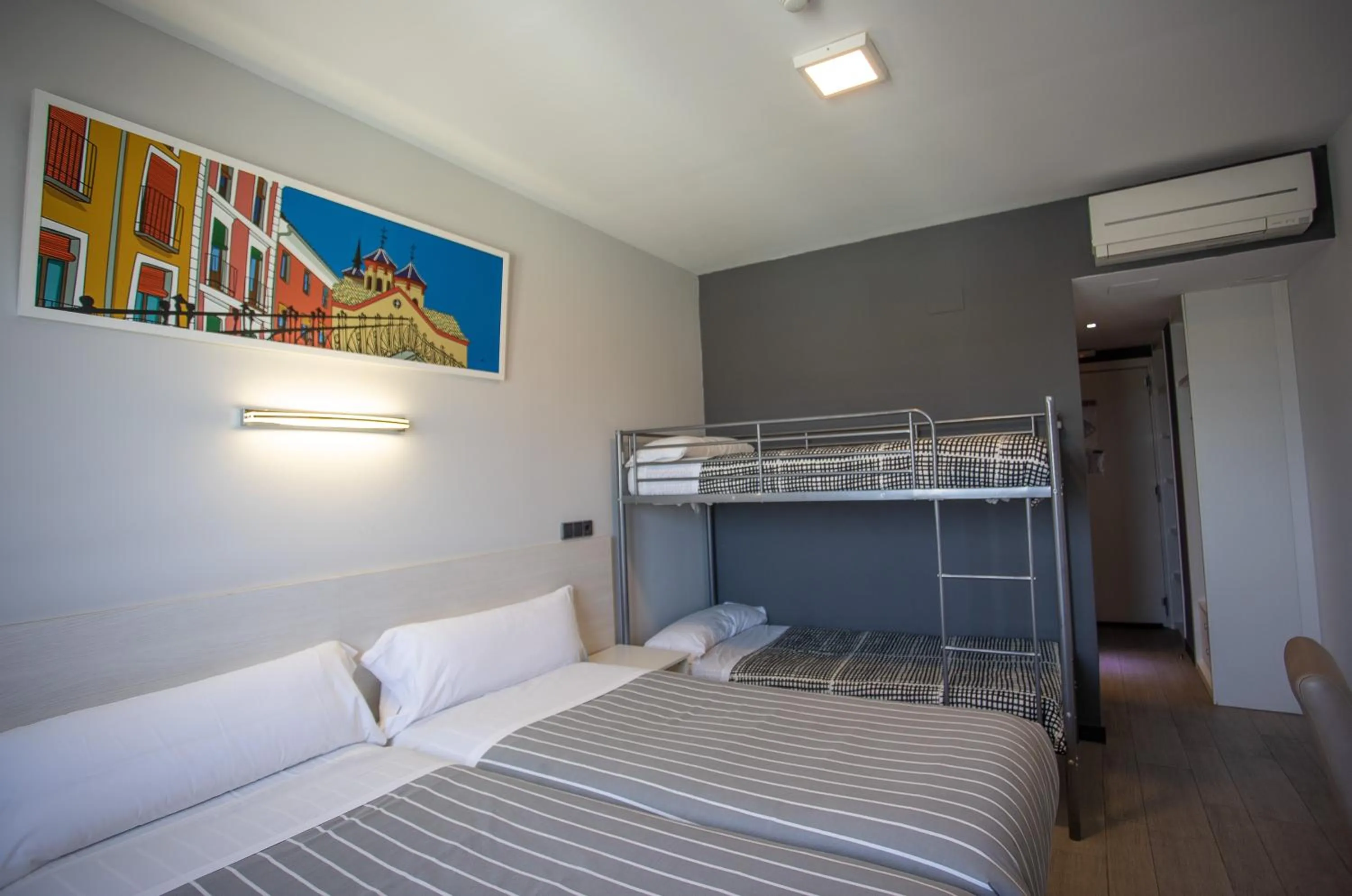 Bed in Hotel LB Villa De Cuenca