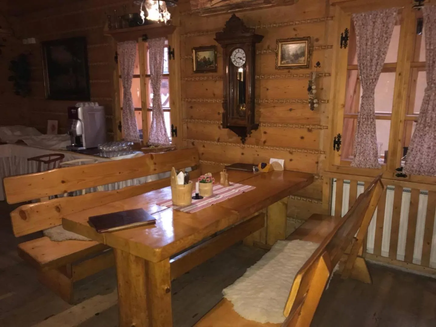 Restaurant/places to eat in Hotel Koliba