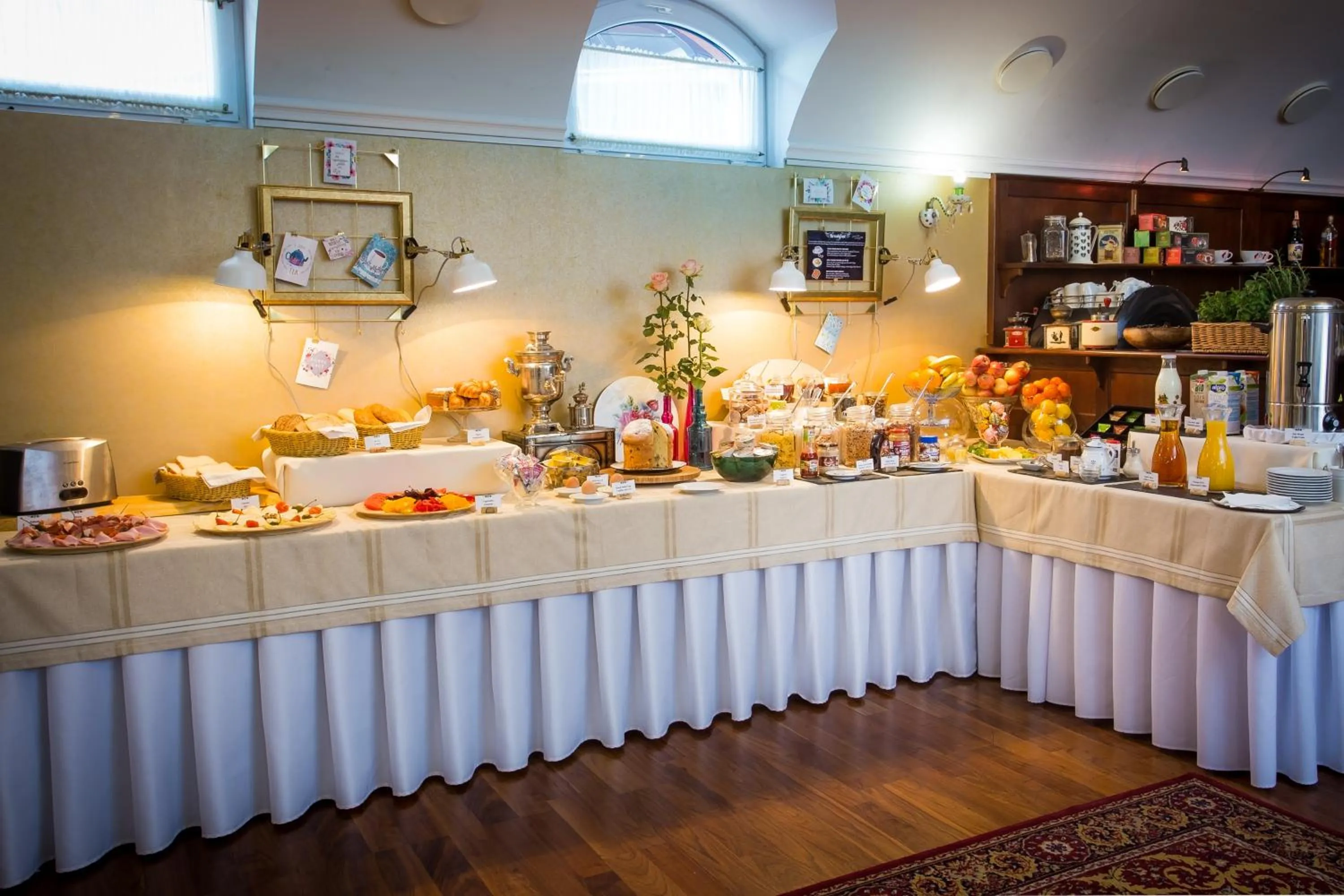Continental breakfast in Hotel Bojnický vínny dom