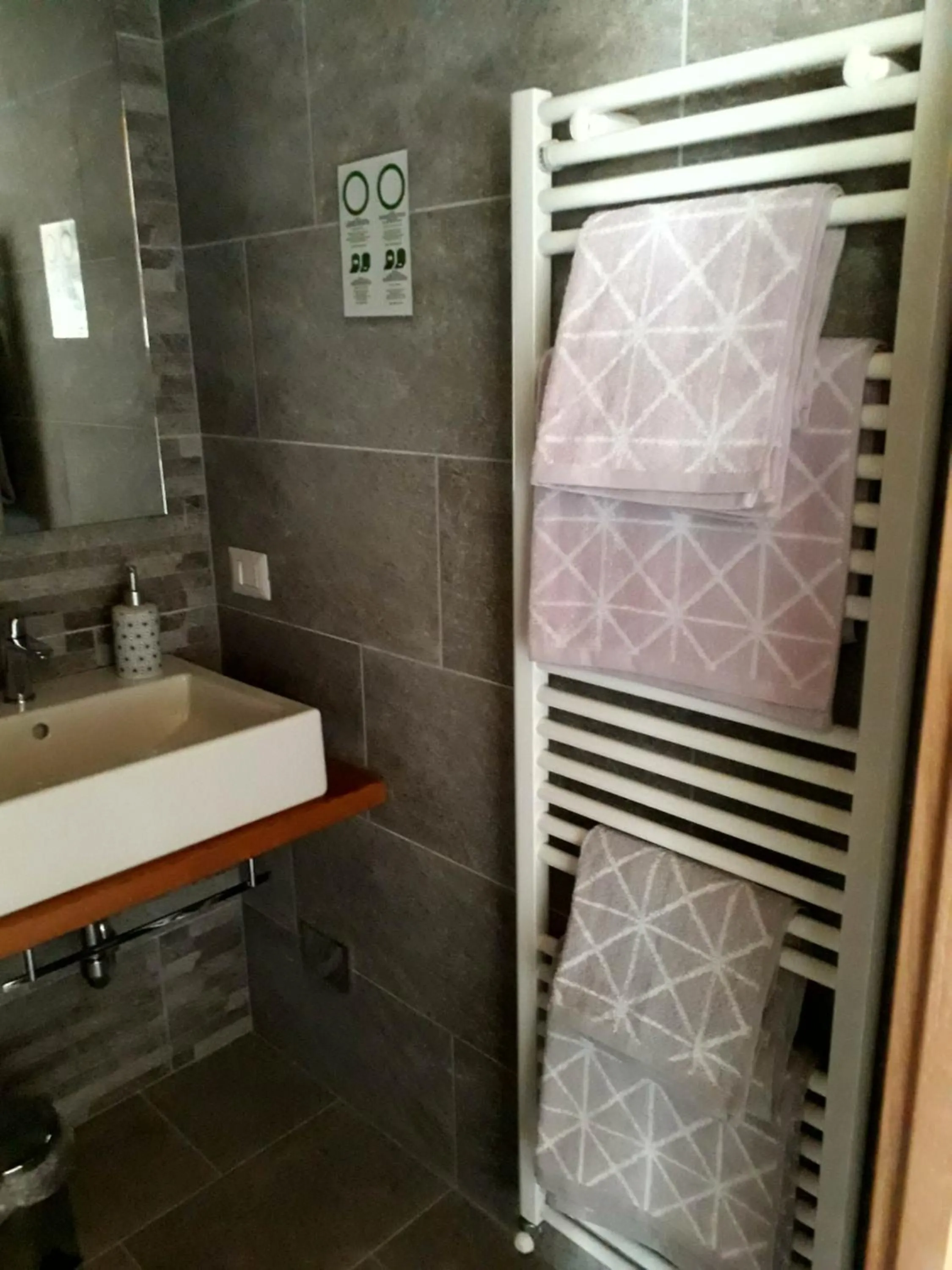 Foresteria B&B Vecchiascuola Pianazzola